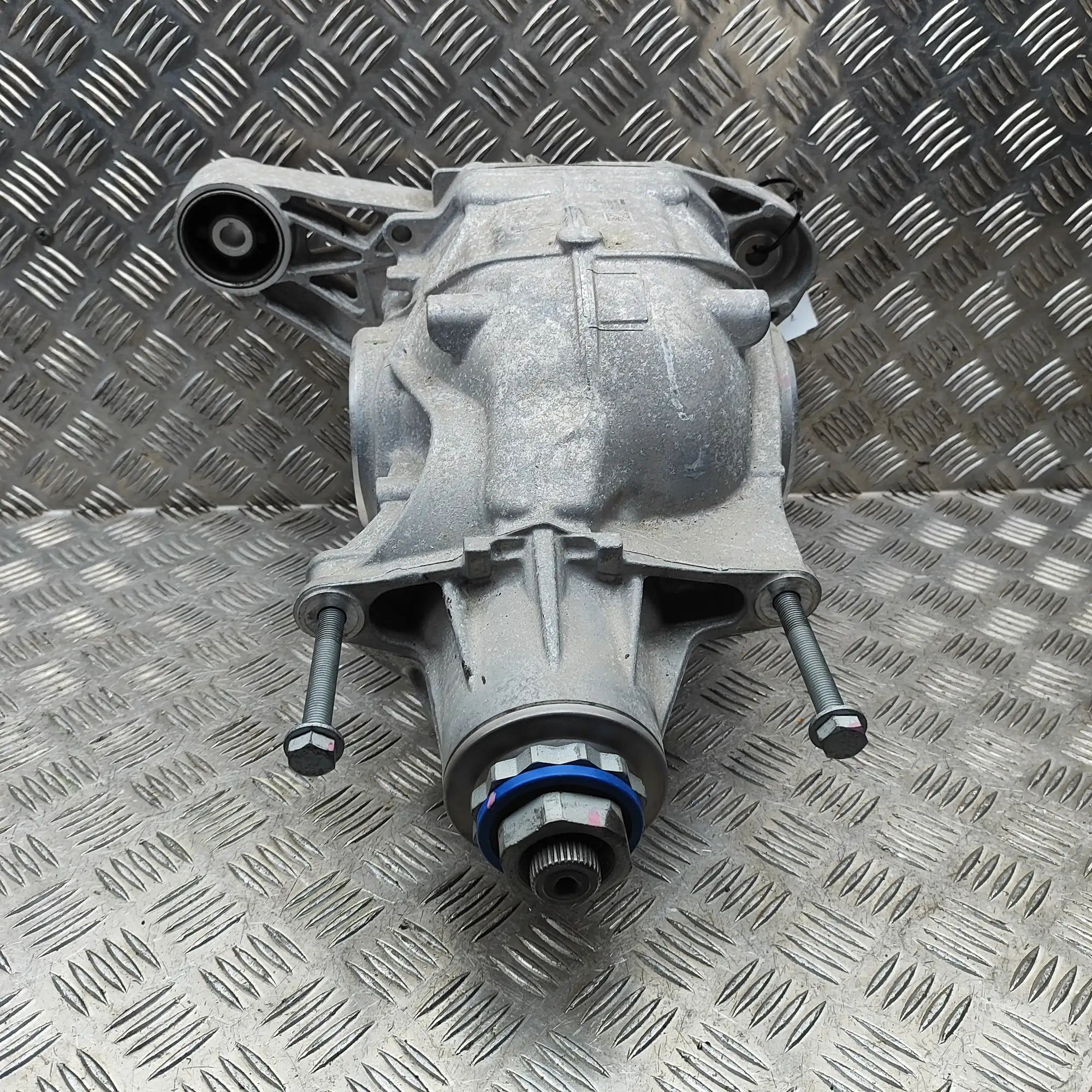 BMW X6 (G06) tagadiferentsiaal 8839460, 8849915 Rear Differential BMW X6G06 (2...