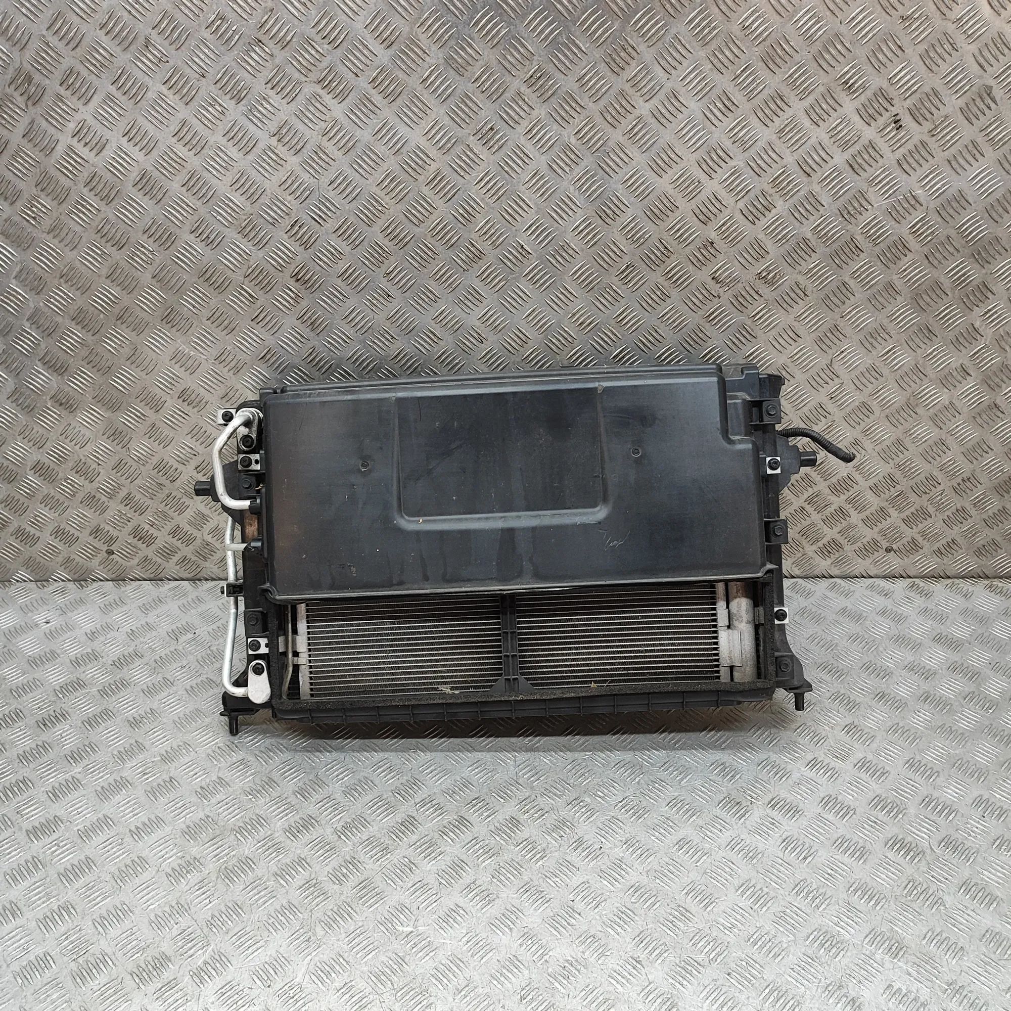 Kia Soul Cooling Radiator Pack 97606-J2000, 25310-J2000, 25380-J2000, 29135-J2...