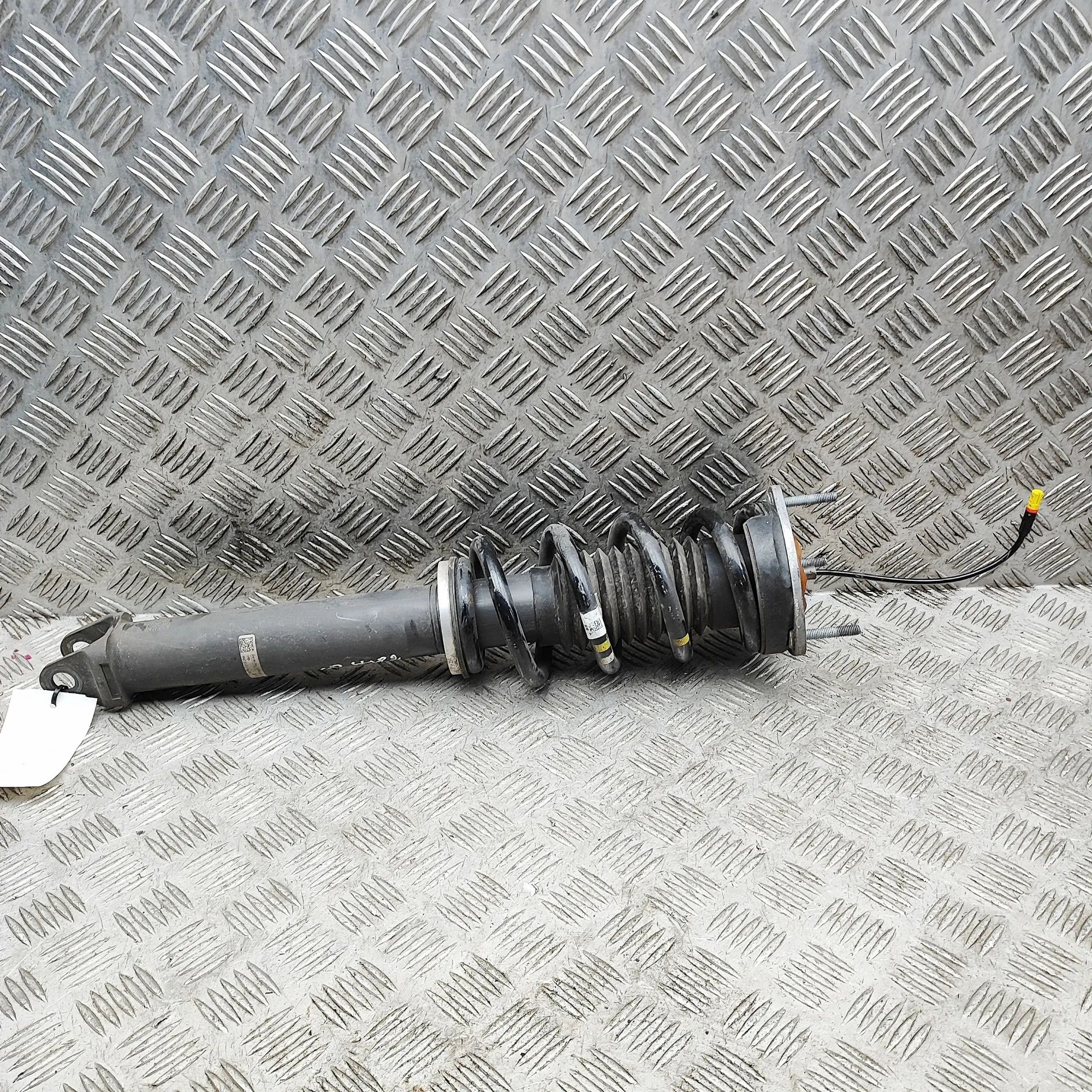 Porsche 911 (992) Rear Right Shock Absorber 992512015AP Rear Right Shock Absorber PORSCHE 9...