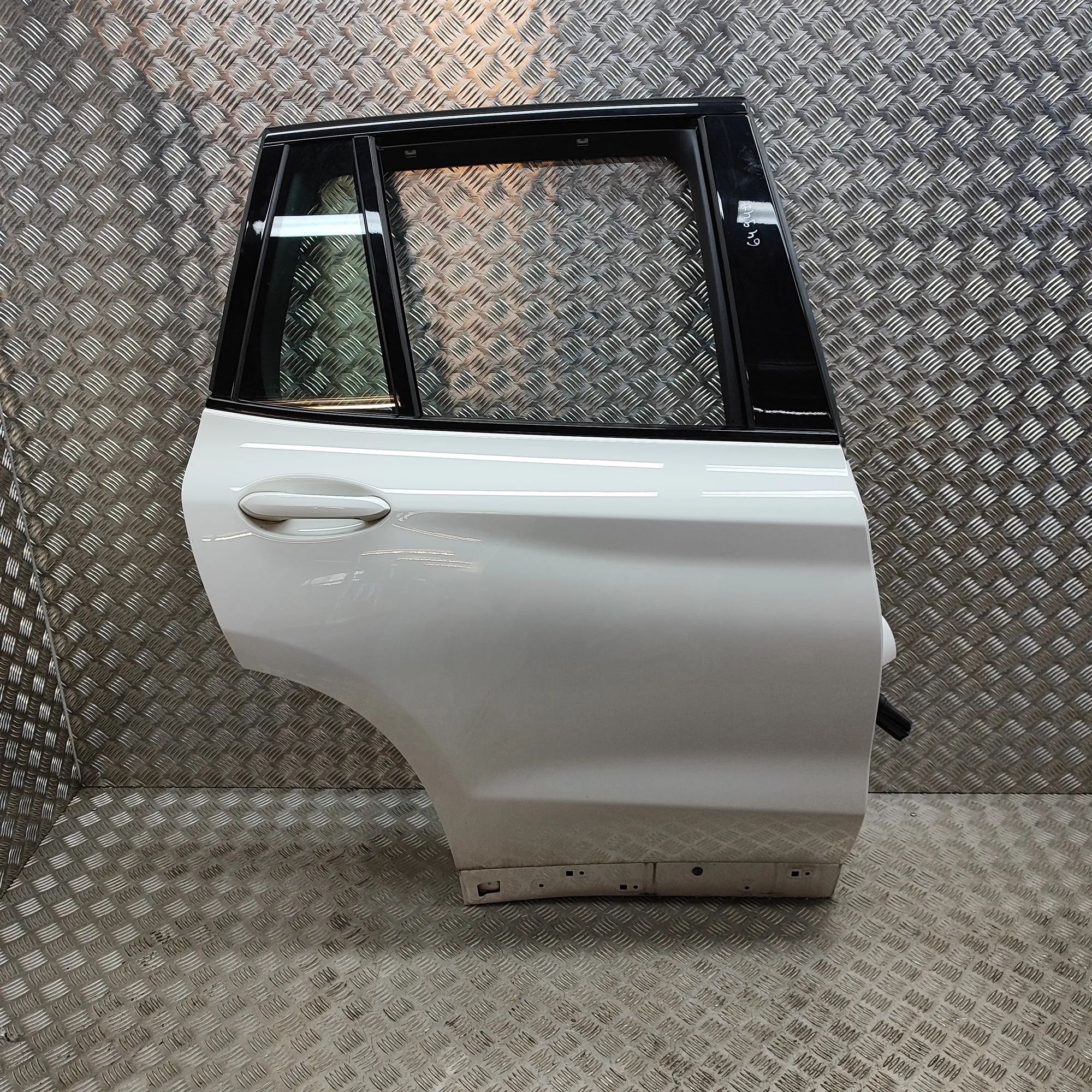 BMW X3 / iX3 (G01) Rear Right Door 41007465534 Rear Right Door BMW X3 (G01, F97) (...
