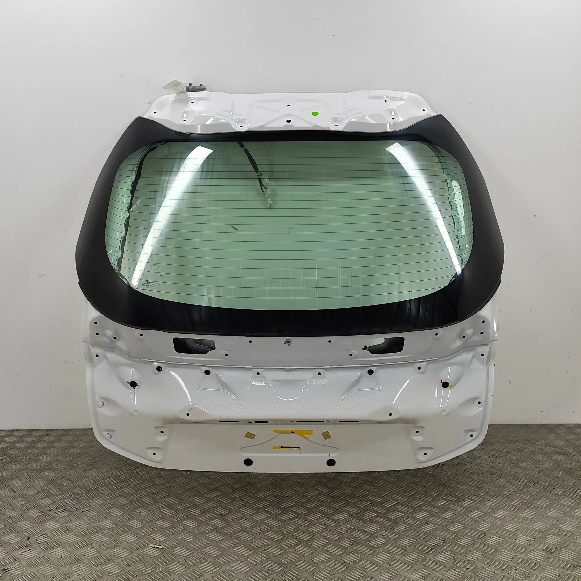 Toyota C-HR Tailgate Bootlid 67005-F4120 Tailgate Bootlid TOYOTA C-HR (_X2_,...