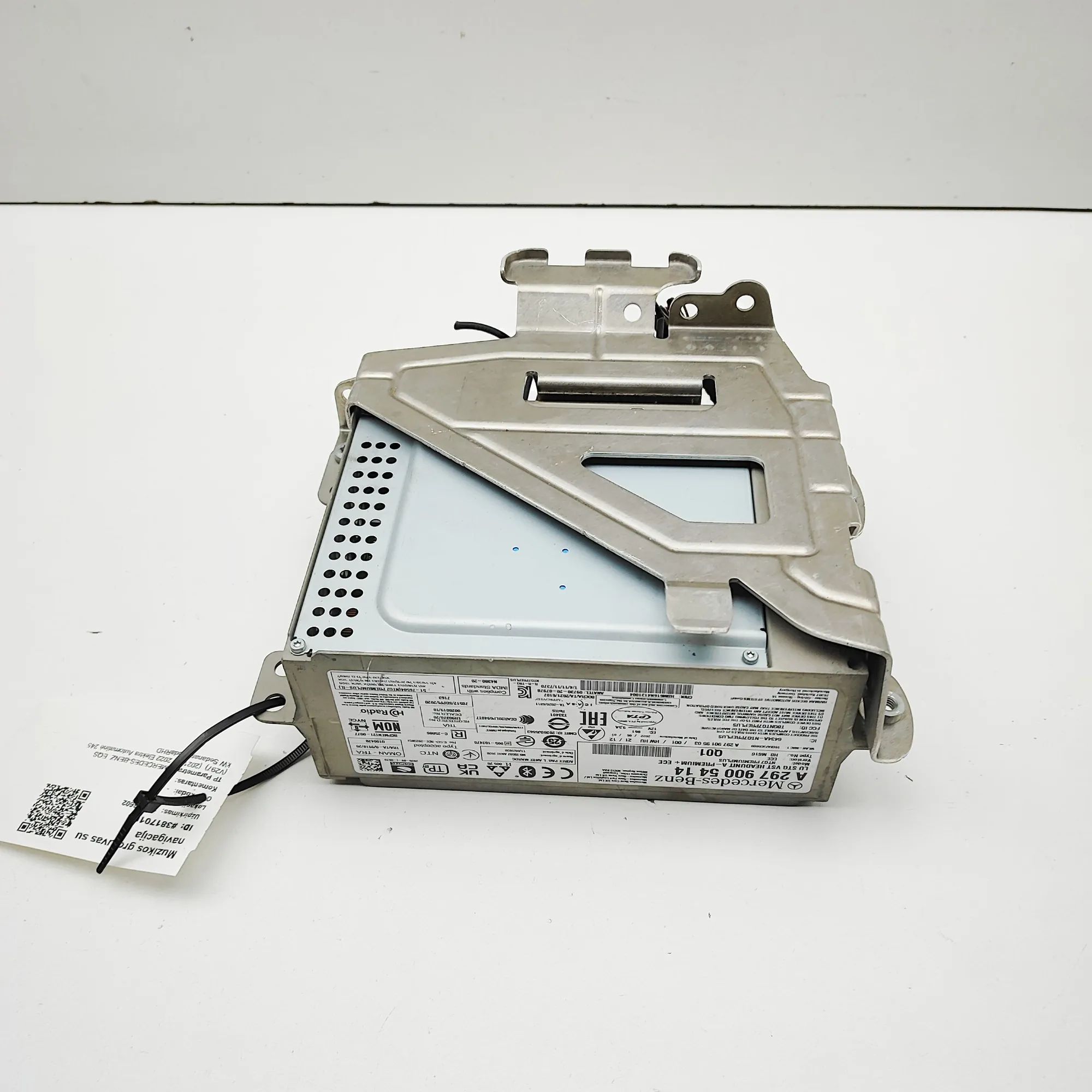 Mercedes-Benz EQS (V297 / X296) Music Navi CD Radio Player Head Unit A2979019503, A2979005414 Music Navi CD Radio Pl...