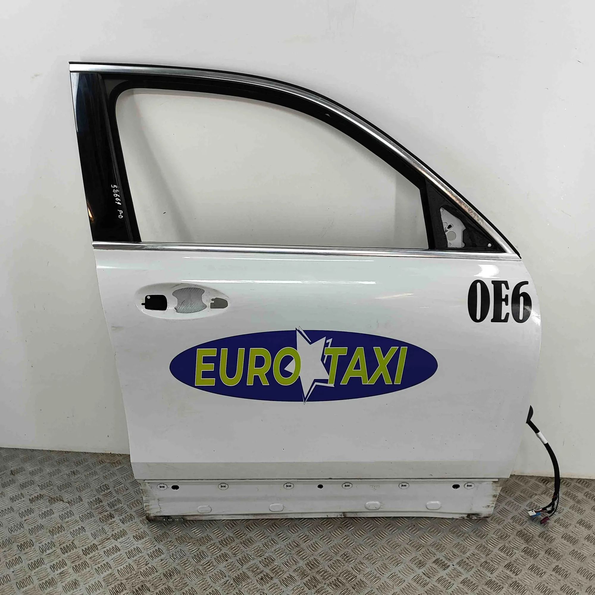 Mercedes-Benz GLB / EQB (X247) Front Right Door A2437201600 Front Right Door MERCEDES-BENZ EQB ...