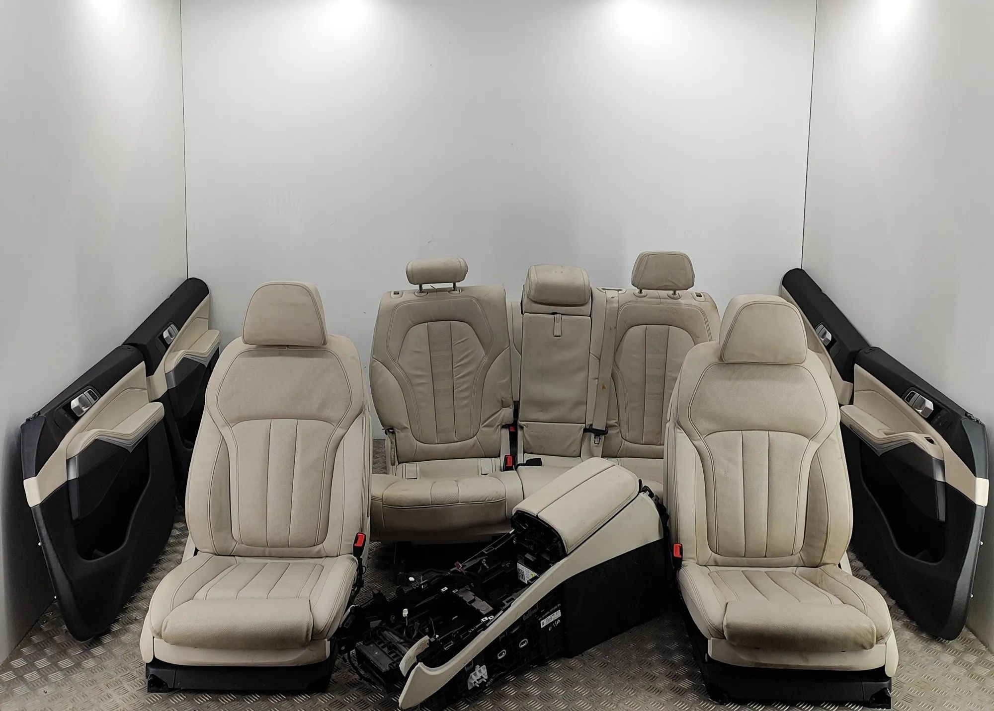 BMW X5 (G05) Interior Seats W/ Door Cards Kit 9473865, 9473866, 9474041, 9474042, 9108361 Int...
