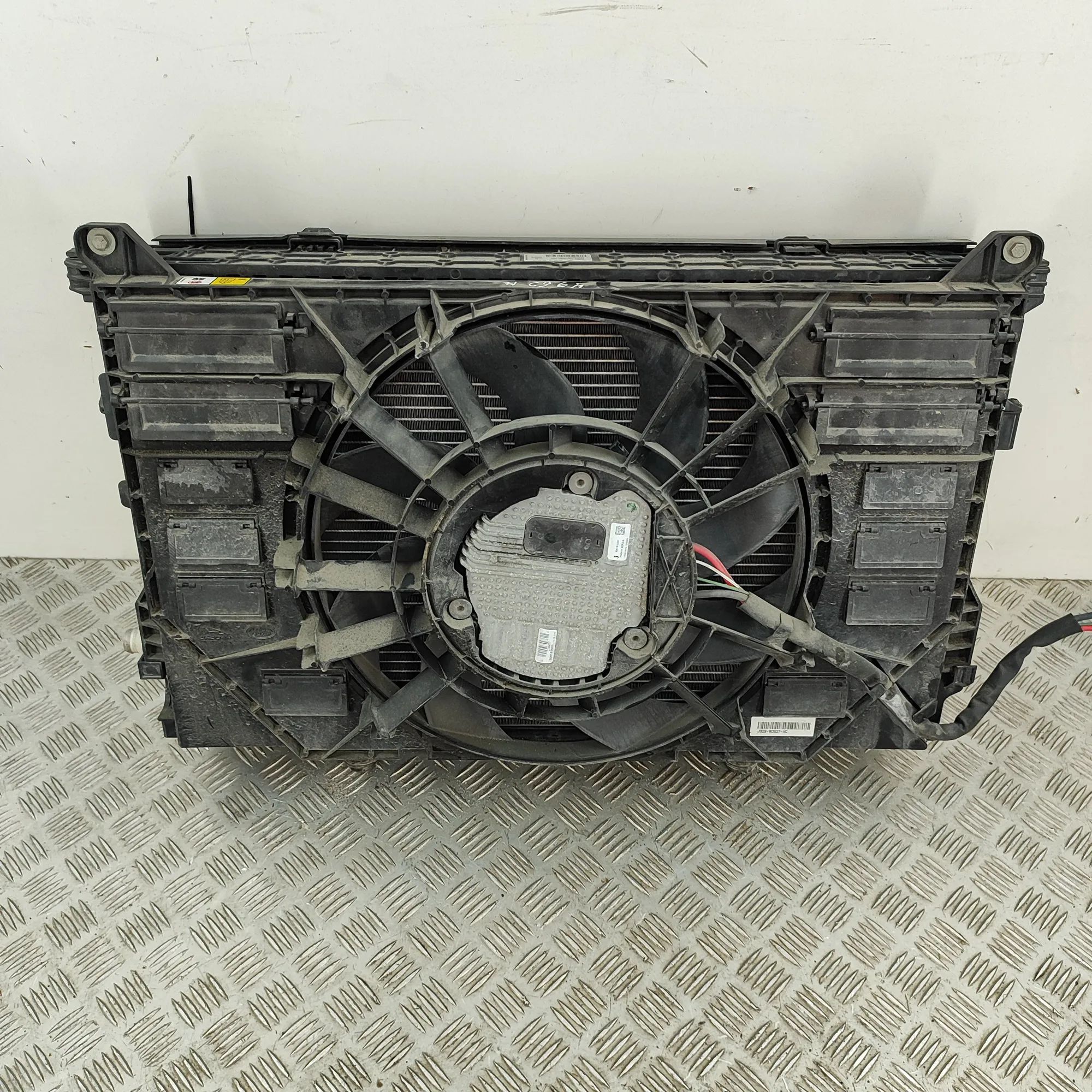 Jaguar I-Pace Cooling Radiator Pack J9D3-8C464-A, J9D3-8C607-AC, J9D3-19E839-AB Coo...