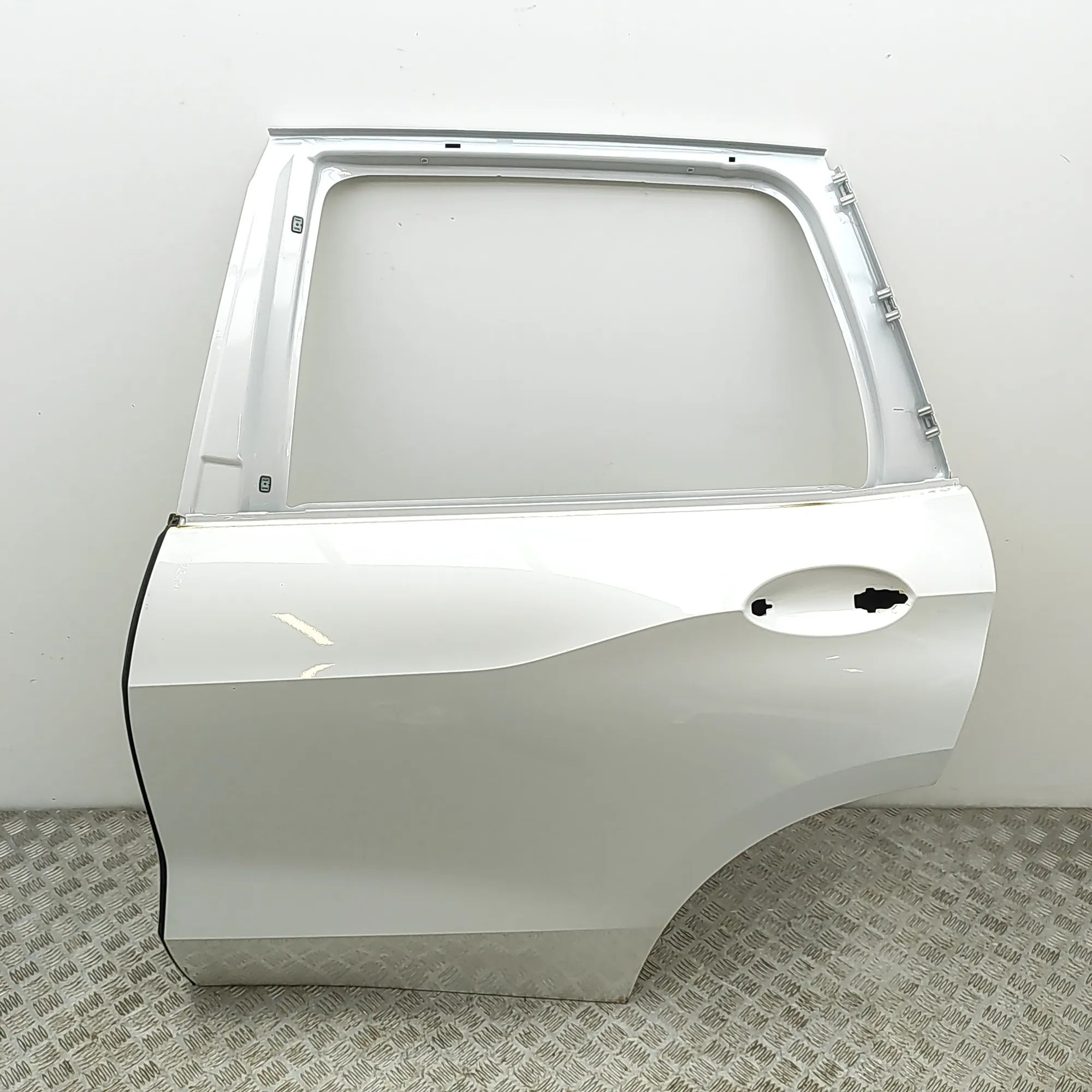 BMW X5 (G05) Rear Left Door 2642779 Rear Left Door BMW X5 (G05) (2018-...)
...