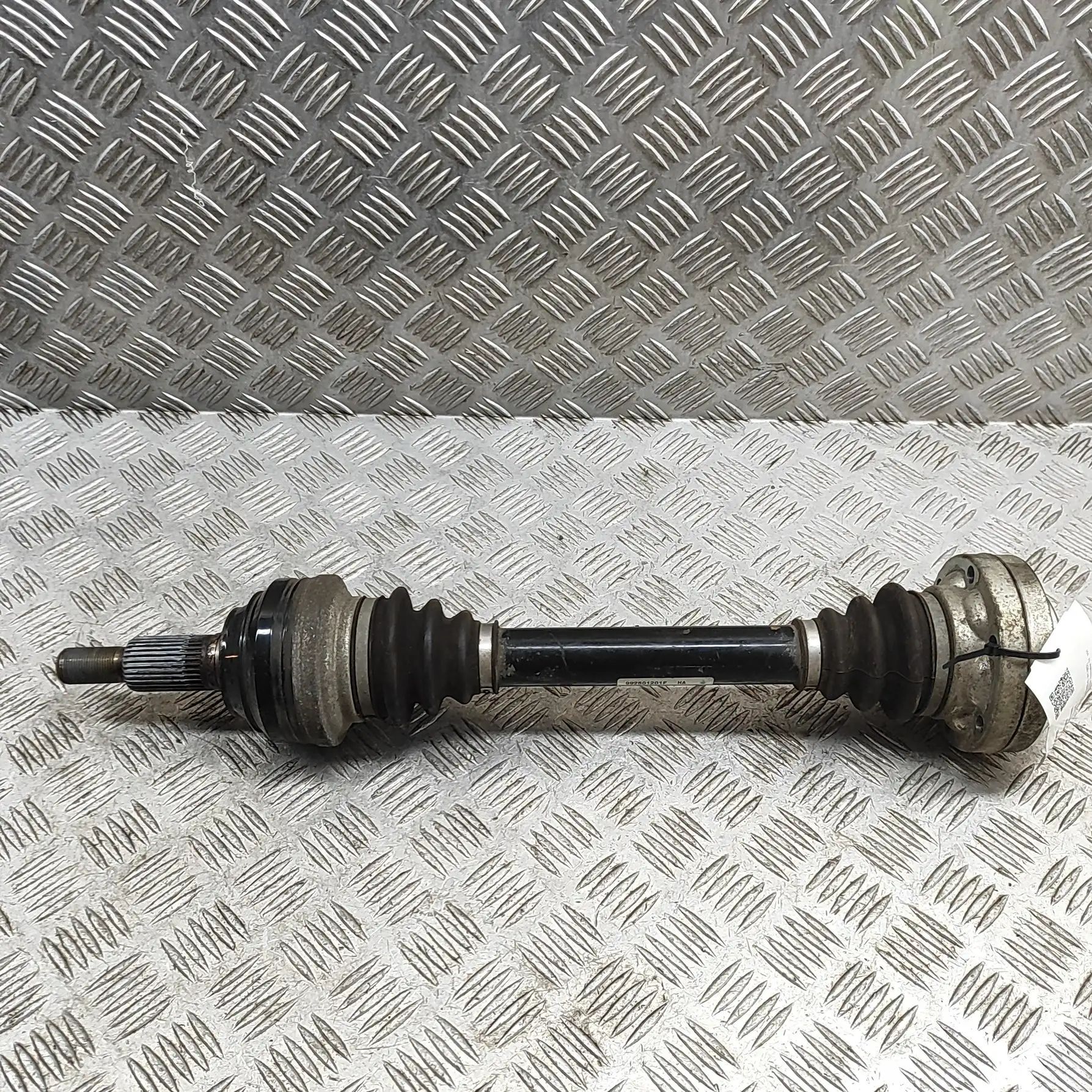 Porsche 911 (992) Rear Right Driveshaft 992501201F Rear Right Driveshaft PORSCHE 911 (9...