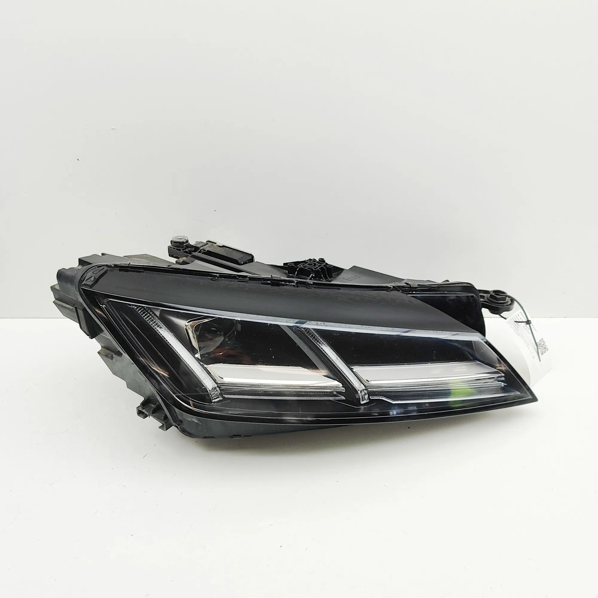 Audi TT (8S) Front Right Headlight 7PP941472J, 8S0941329, 8S0941034D Front Right H...