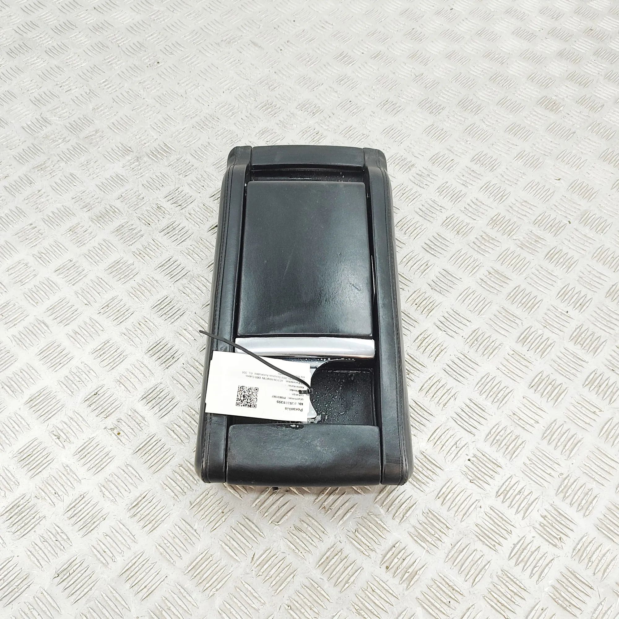 подлокотник Brand/Model: ASTON MARTIN DB9
Year: 2008
Engine...