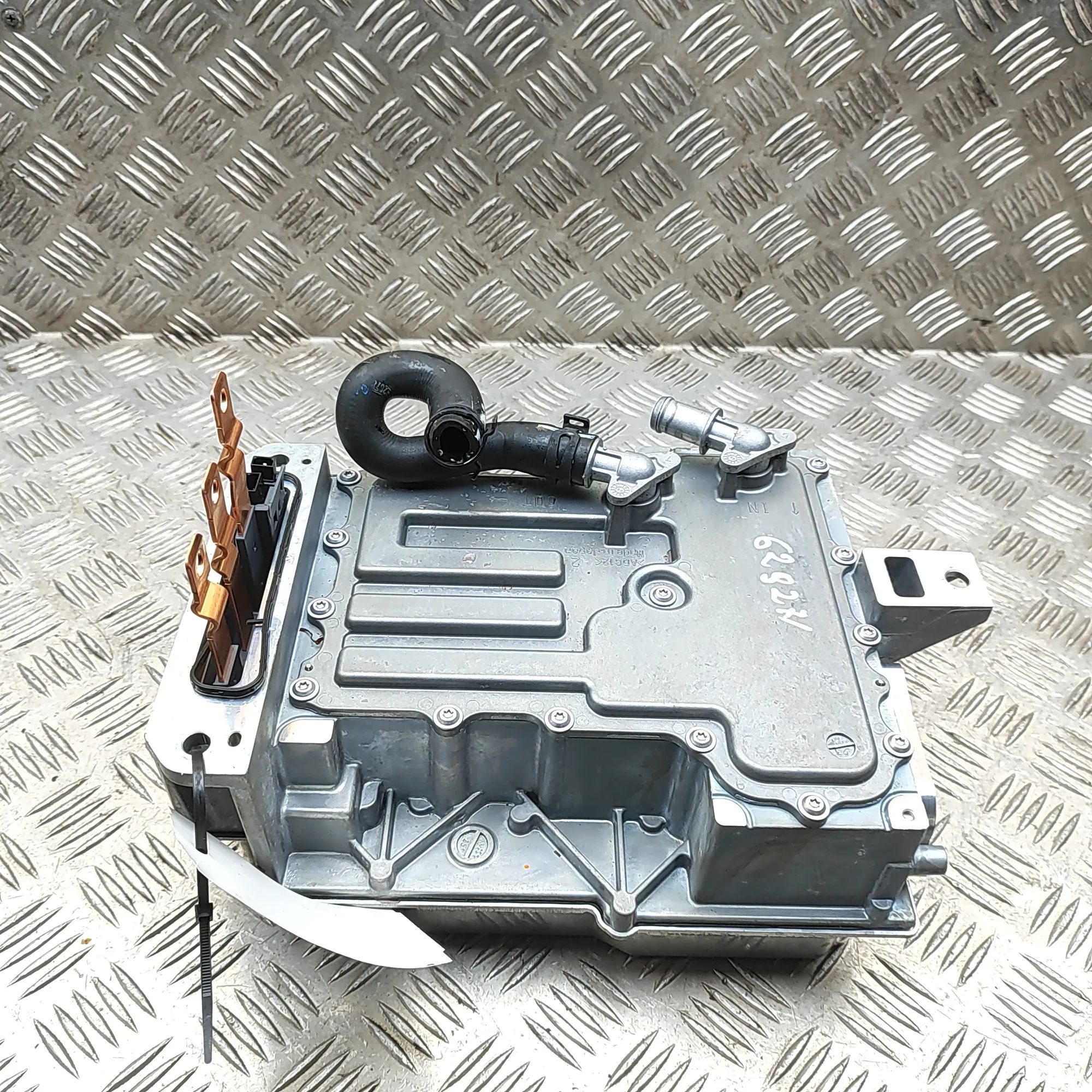 Porsche Taycan инвертор 9J1901131L, 9J1907124BB Inverter PORSCHE TAYCAN...