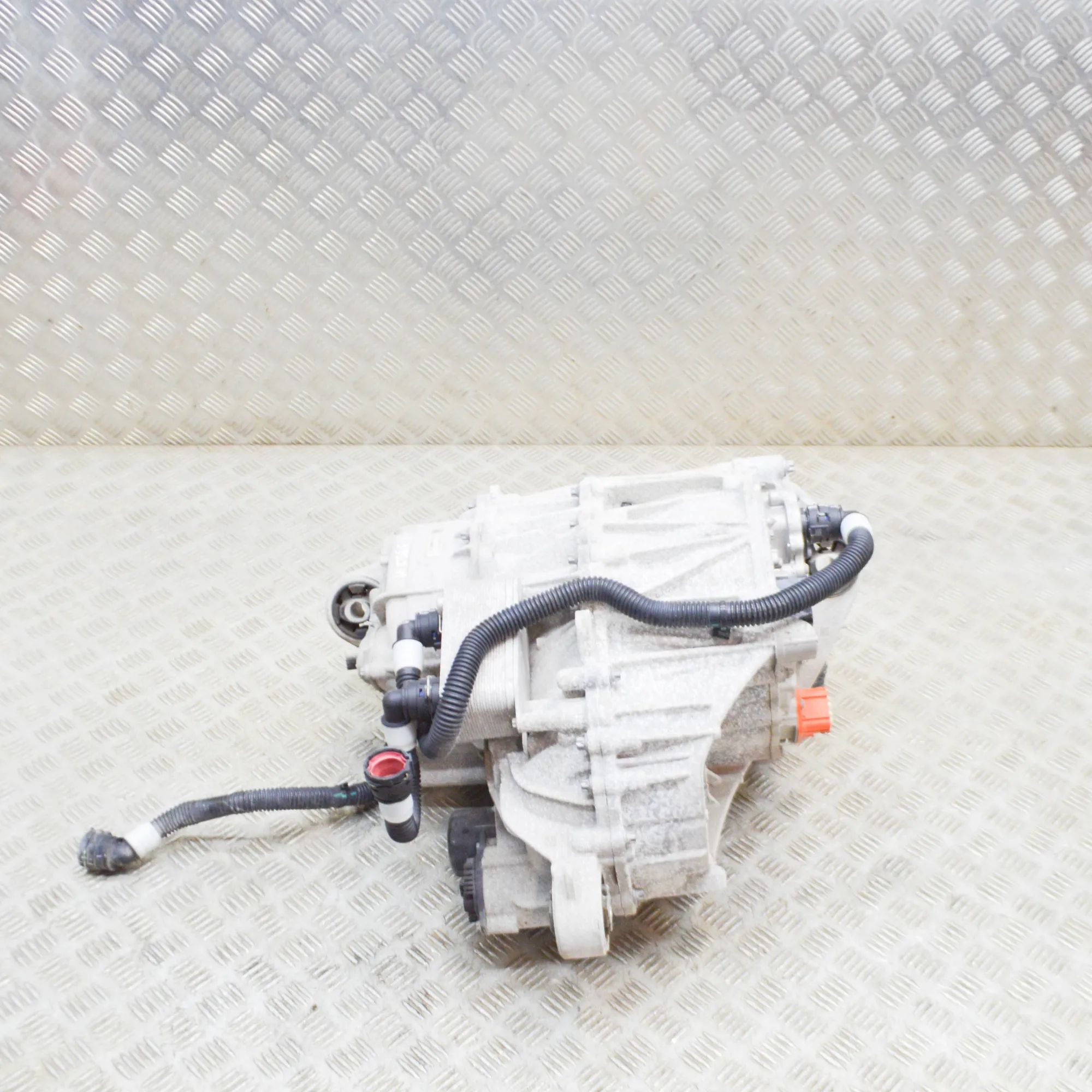 Tesla Model Y Electric motor EV 1095273-03-A, 1096215-00-C, 1085693-20-F, 11209...