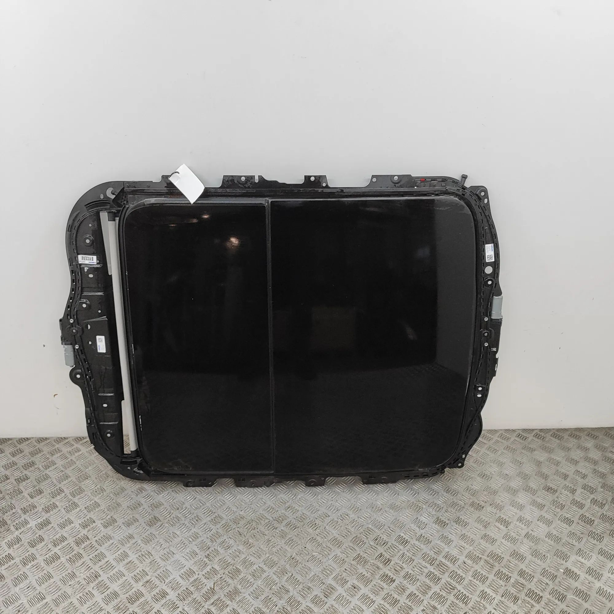Skoda Enyaq Люк на крыше 3G5877795, 4M8877055A, 4M8877056A, 89A877041 Su...
