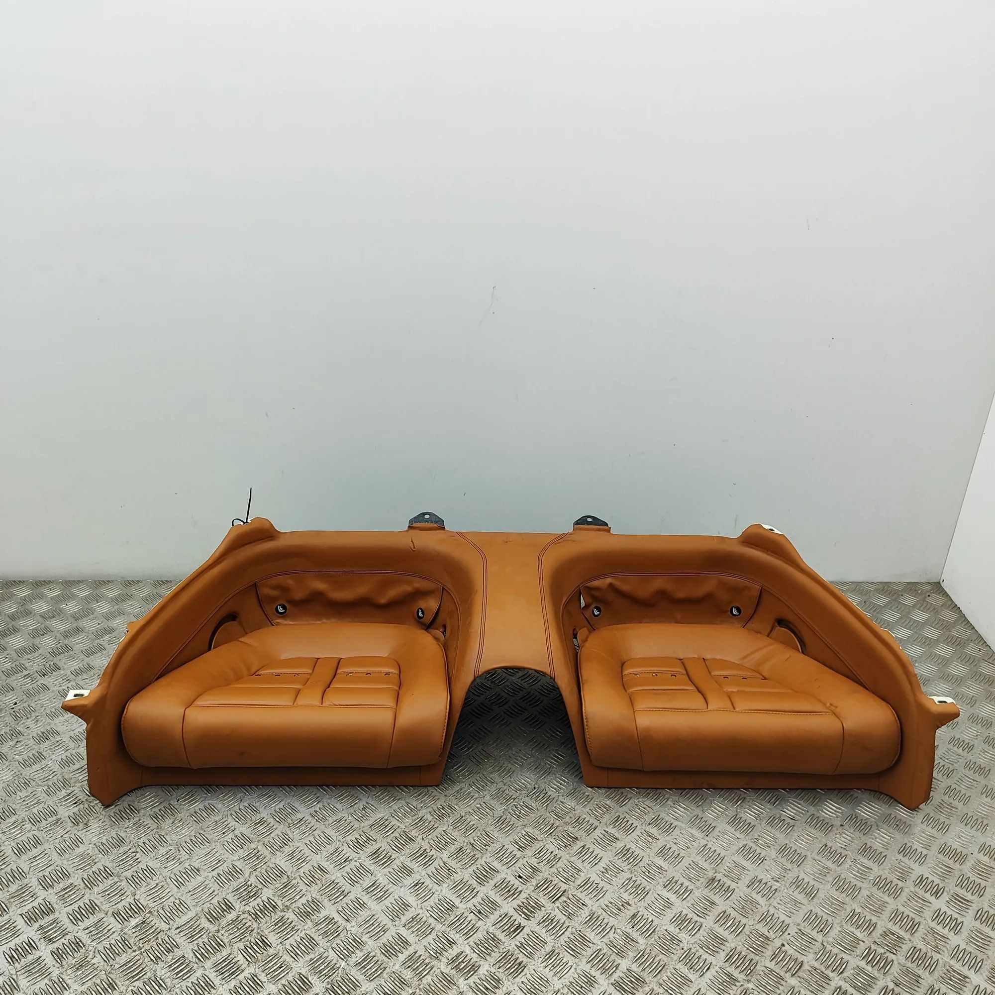 Ferrari California Заднее сиденье 83950900, 83950300, 82009504 Rear Seat FERRARI ...