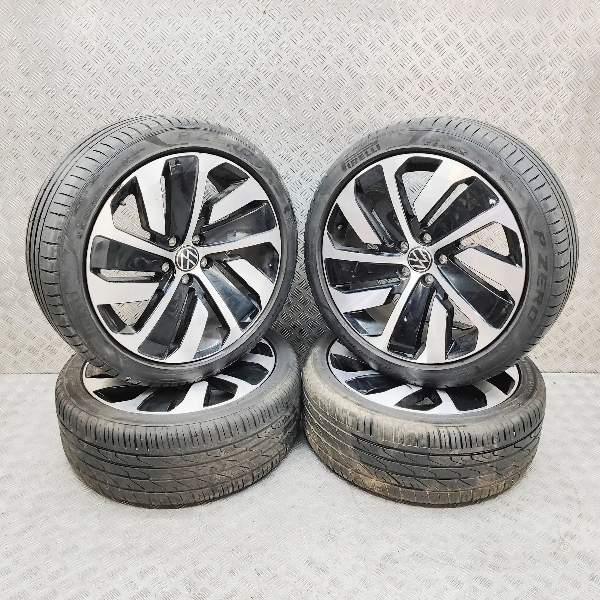 Volkswagen Arteon Alloy Wheel Set 3G8601025P Alloy Wheel Set VW ARTEON (3H7) (201...