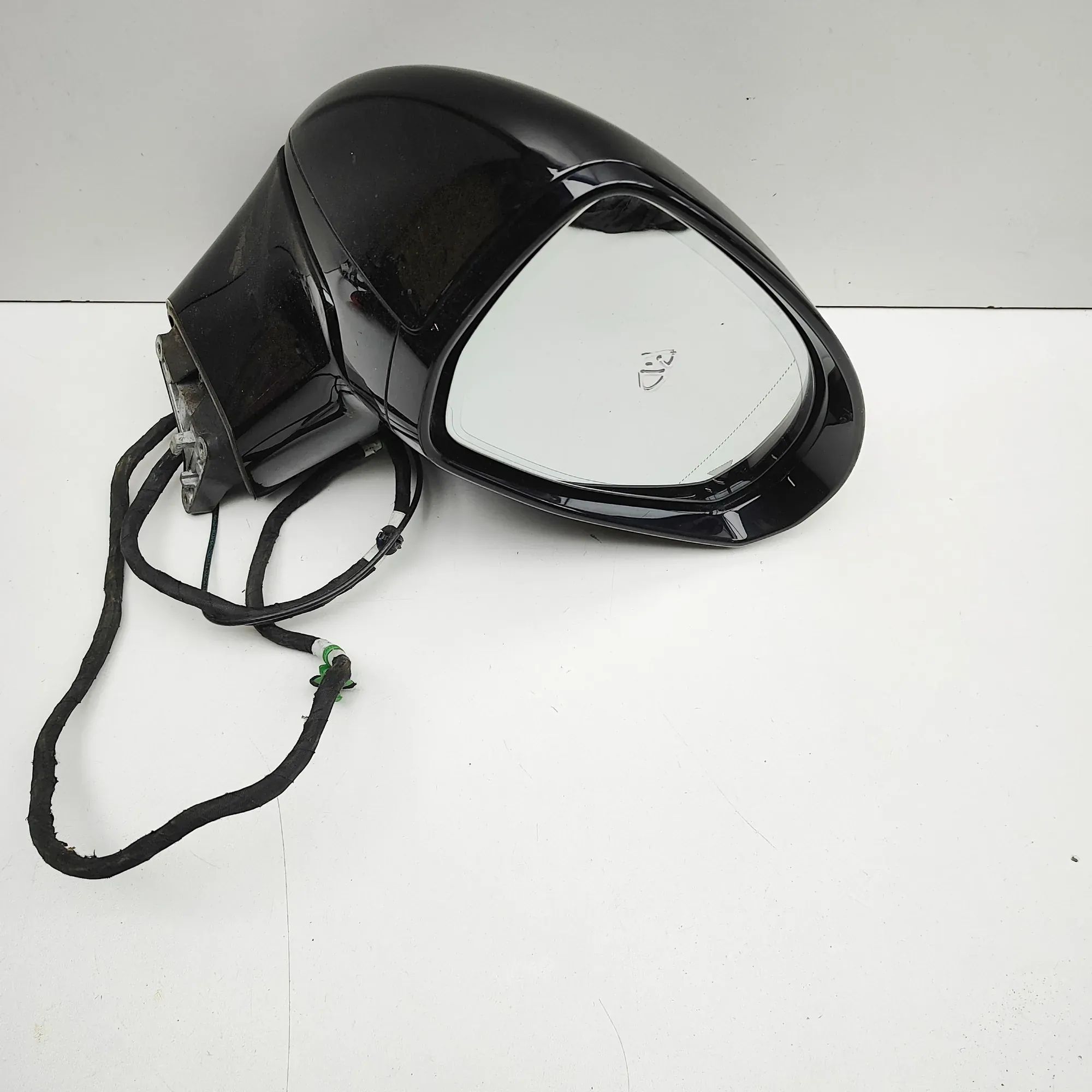 Mercedes-Benz EQS (V297 / X296) Right Side Wing Mirror A2978107400, A0998106801, A0998103401 Right Sid...
