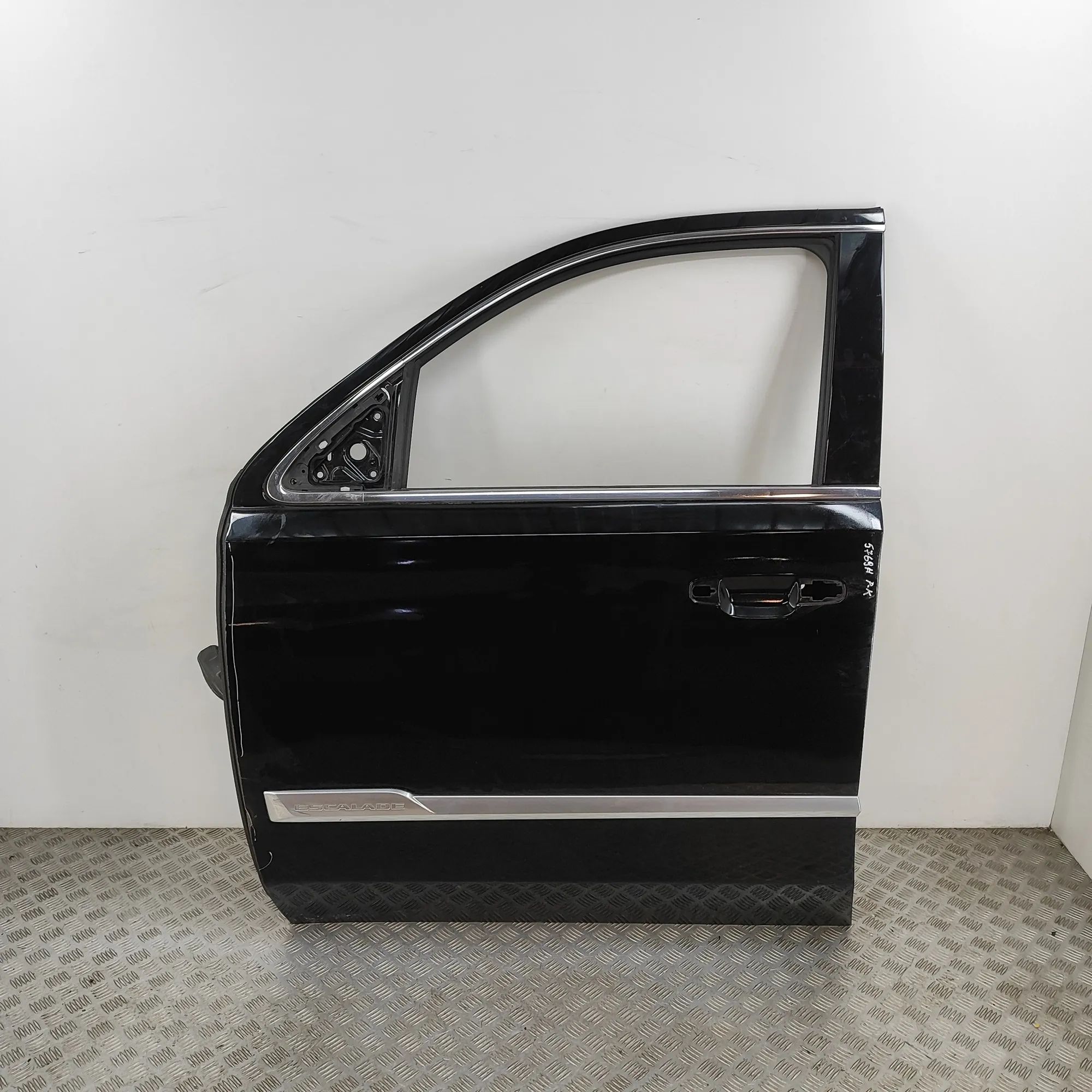 Cadillac Escalade Front Left Door 86532539 Front Left Door CADILLAC ESCALADE (201...