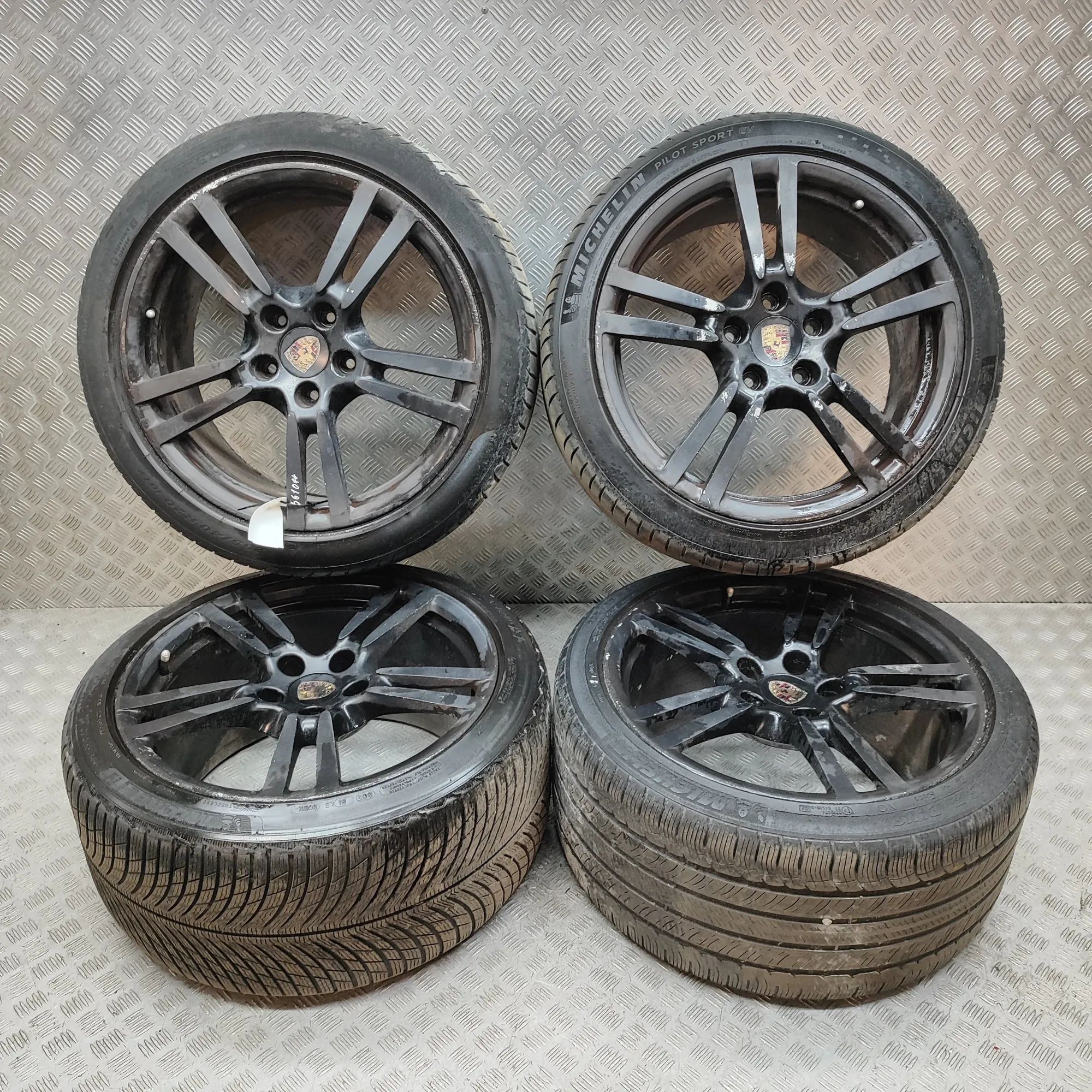 Porsche Panamera Alloy Wheel Set 97036219204, 97036217866 Alloy Wheel Set PORSCH...