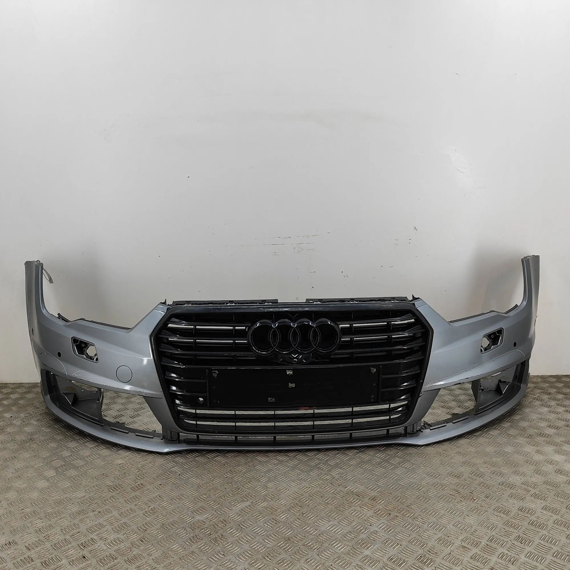 Audi A7 (4G) front bumper 4G8807065BA Front Bumper AUDI A7 (Sportback 4GA...