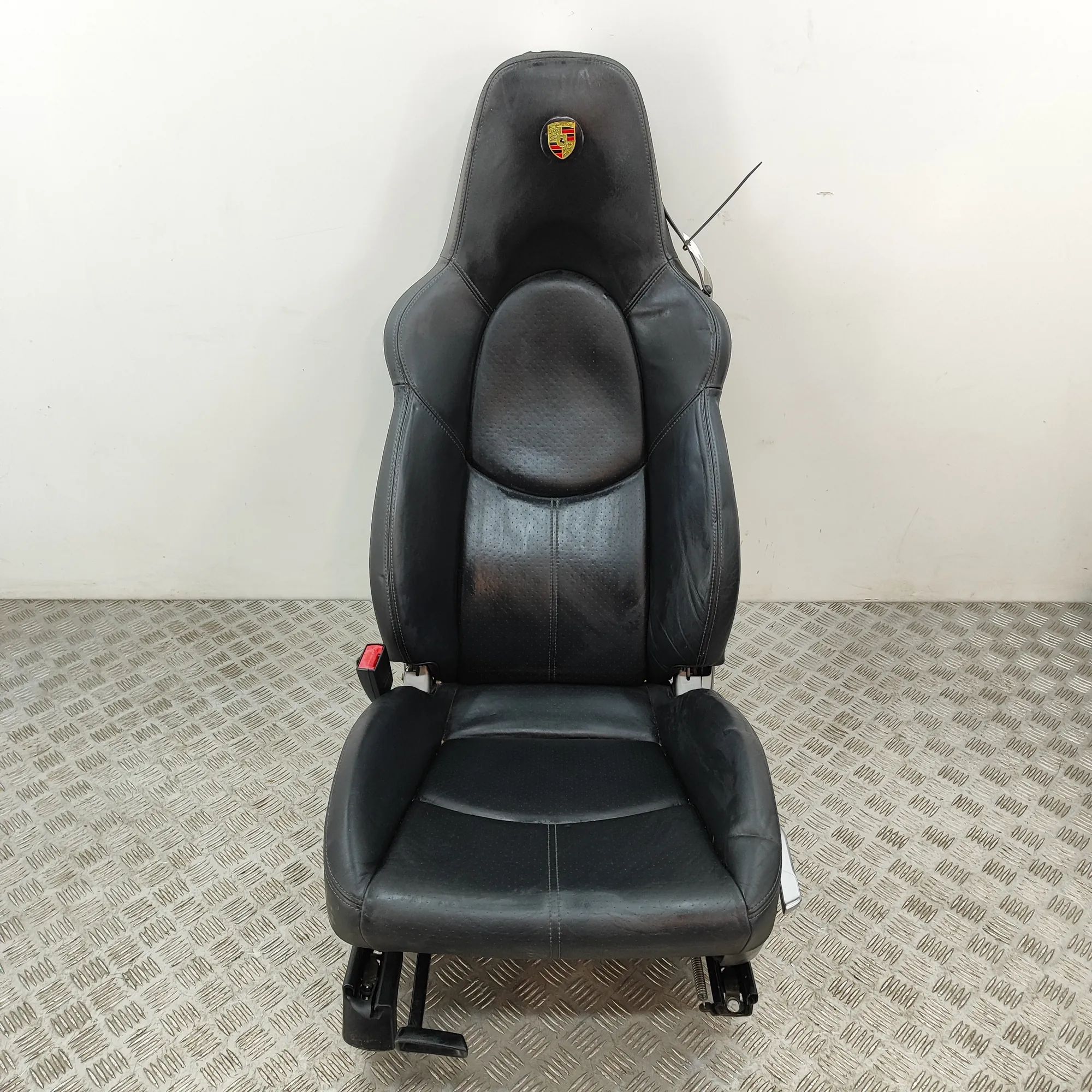 Porsche Boxster (987) Front Left Seat 99752120113 Front Left Seat PORSCHE BOXSTER (98...