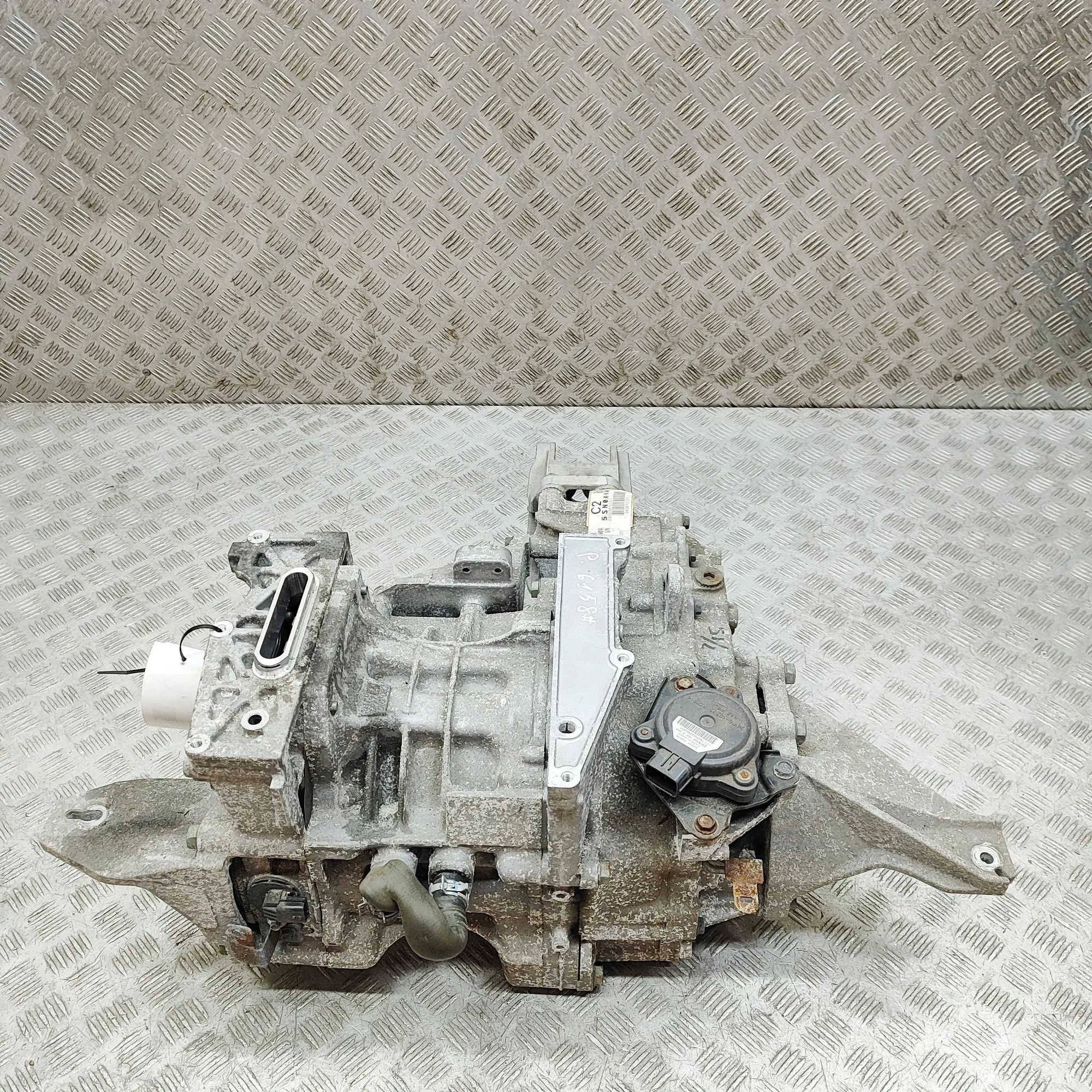 Nissan Leaf Electric motor EV 33251-5SA0A, 290A0-5SA0A Electric motor EV NISS...