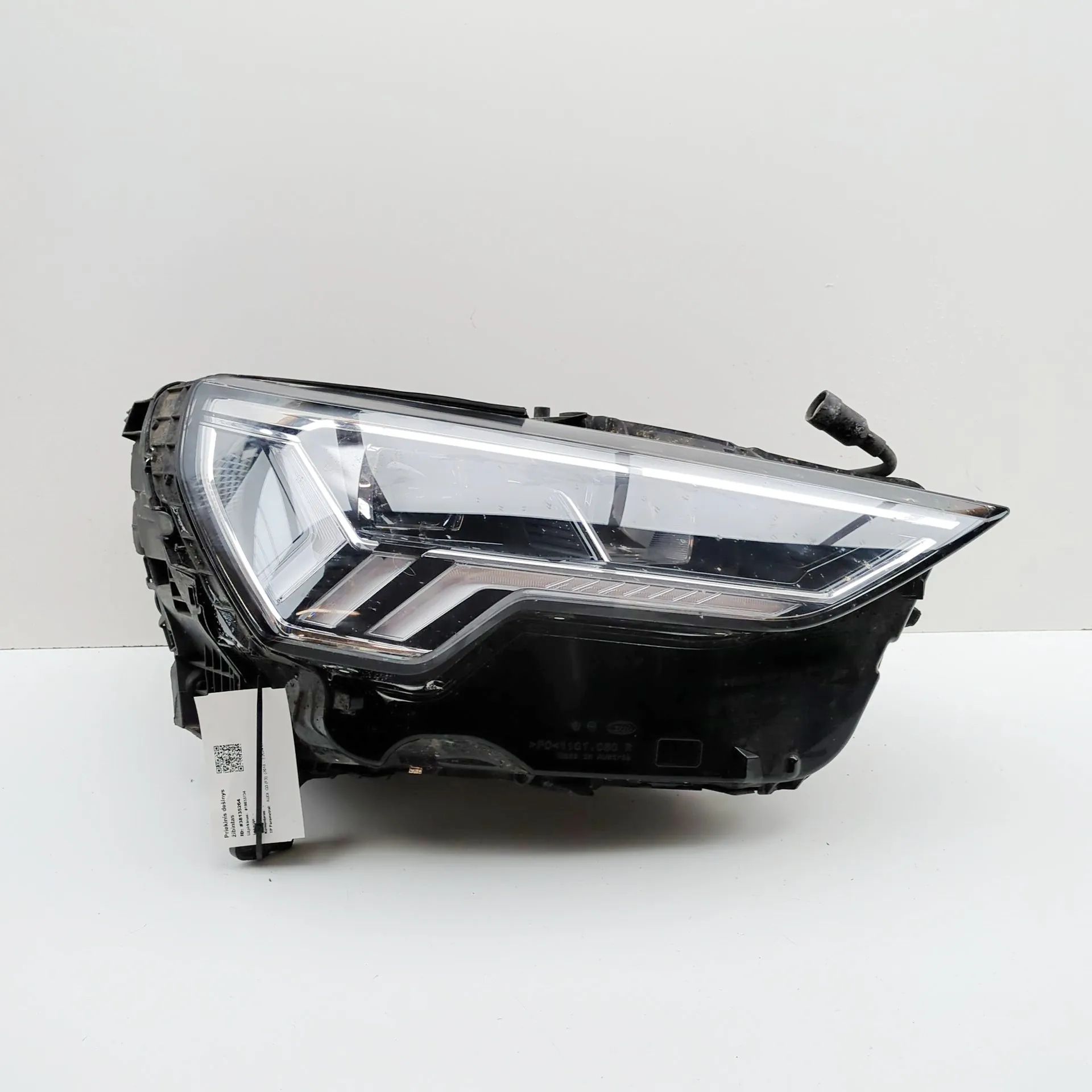 Audi Q3 (F3) Front Right Headlight 83A941034 Front Right Headlight AUDI Q3 (F3) (2...