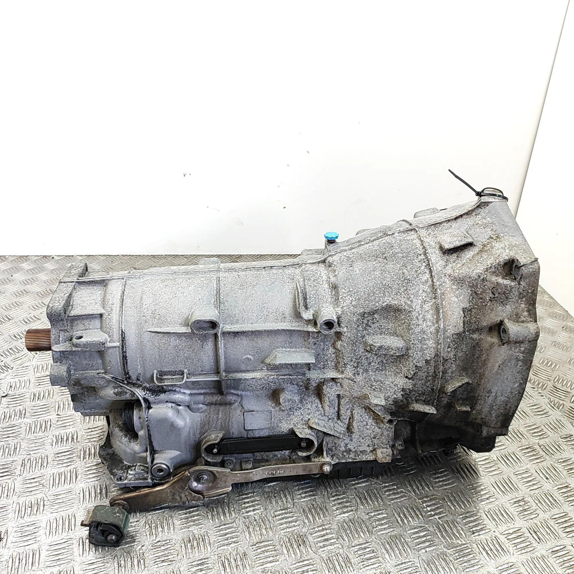 BMW 5 (F10 / F11) Gearbox 8648659, 8HP-70X Gearbox BMW 5 SERIES (Touring ...