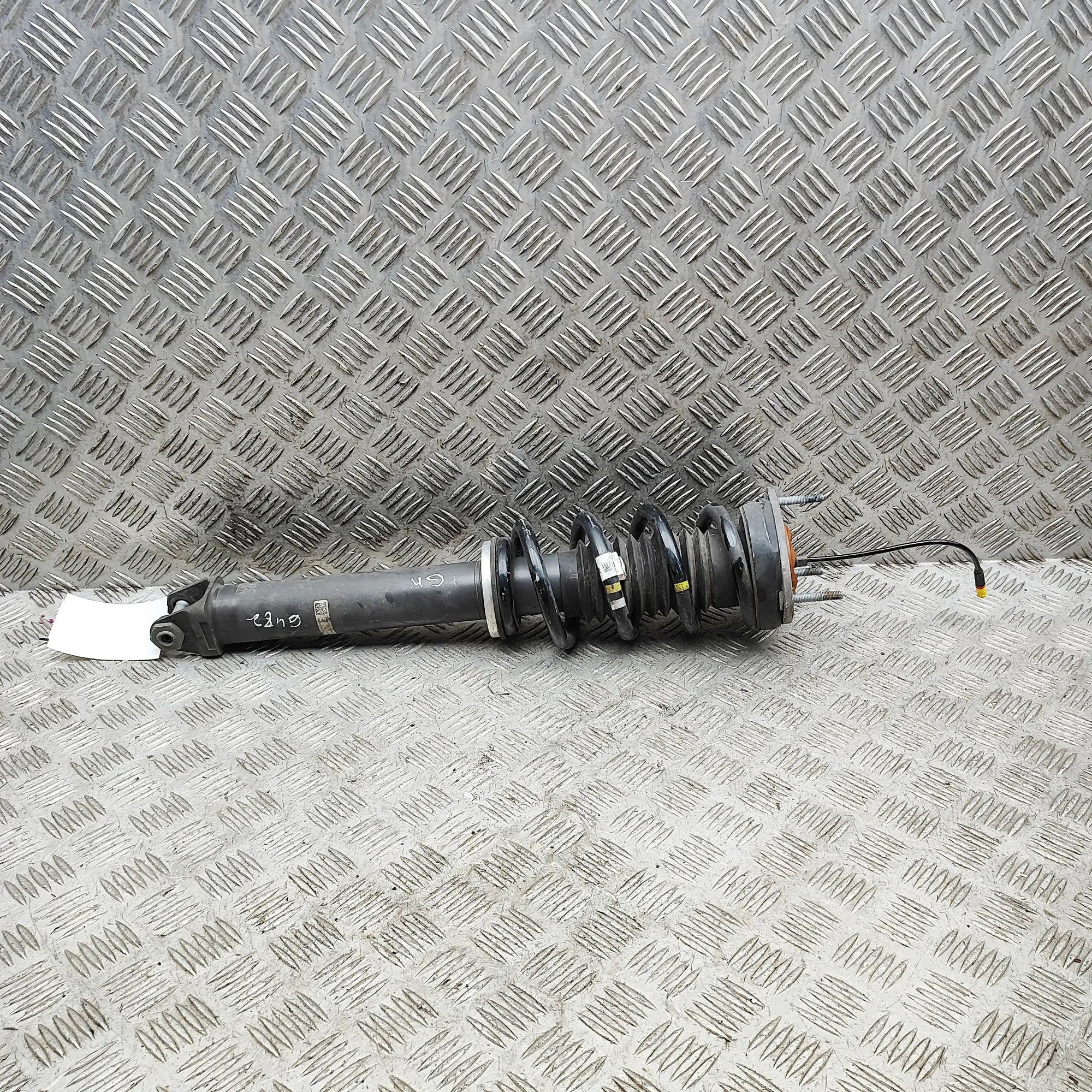 Porsche 911 (992) Rear Left Shock Absorber 992512015AP Rear Left Shock Absorber PORSCHE 91...