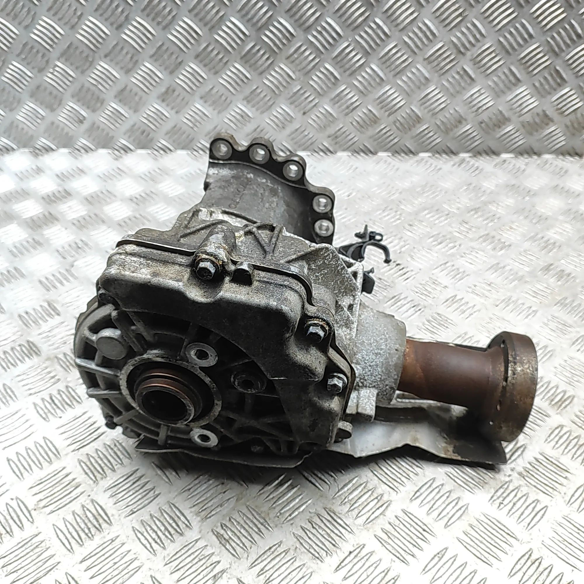 Volvo S60 передний редуктор 36011764 Front Differential VOLVO V60 (II 225, ...