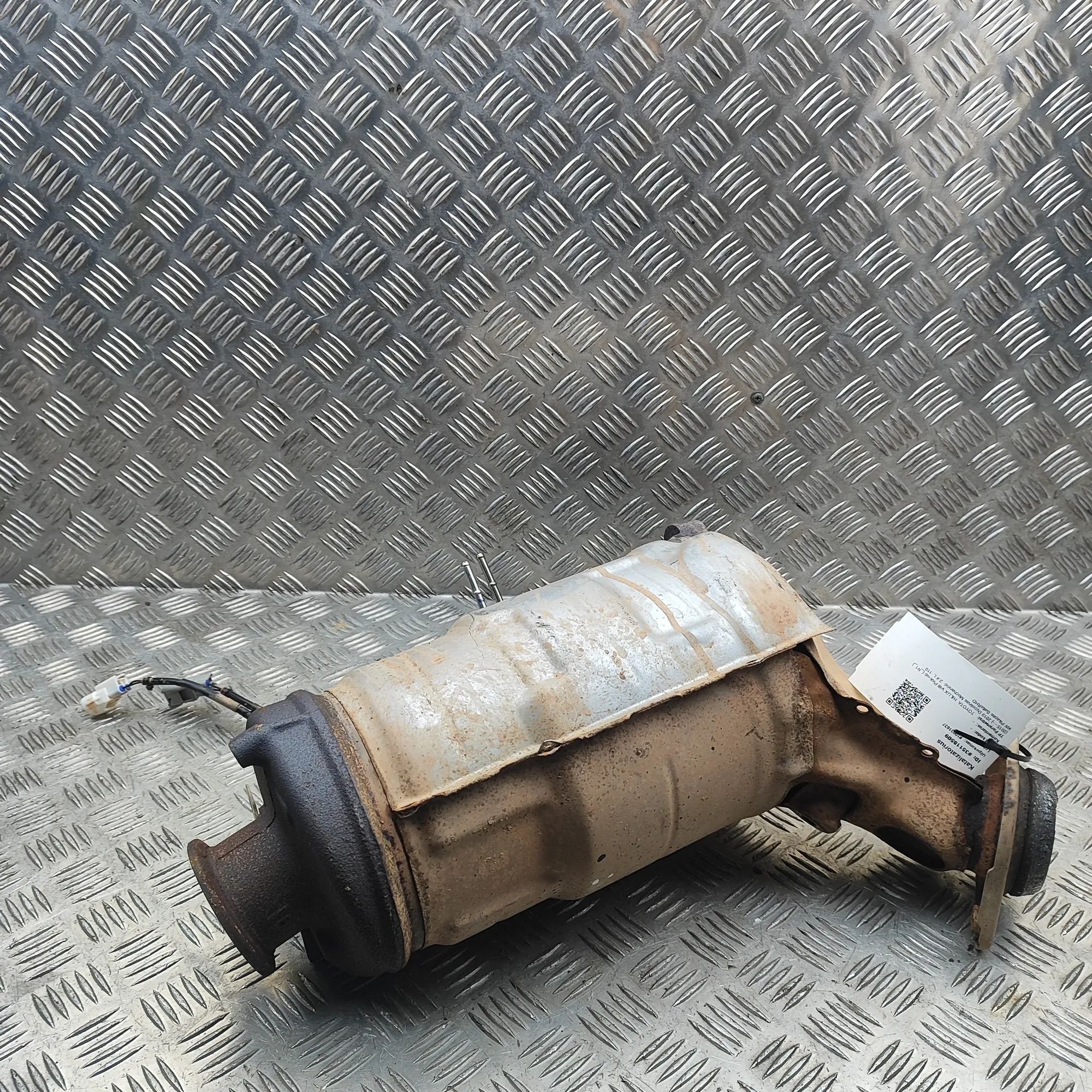 Toyota Hilux Catalyst Converter 25051-0E140 Catalyst Converter TOYOTA HILUX (VI...