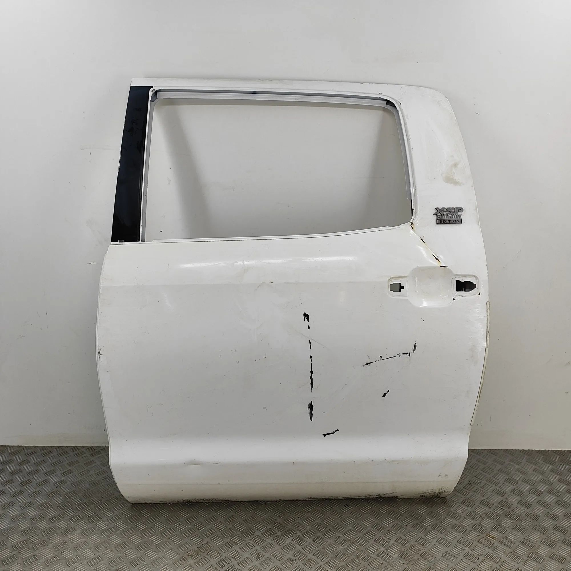 Toyota Tundra Rear Left Door 67004-0C122 Rear Left Door TOYOTA TUNDRA (Pick-...