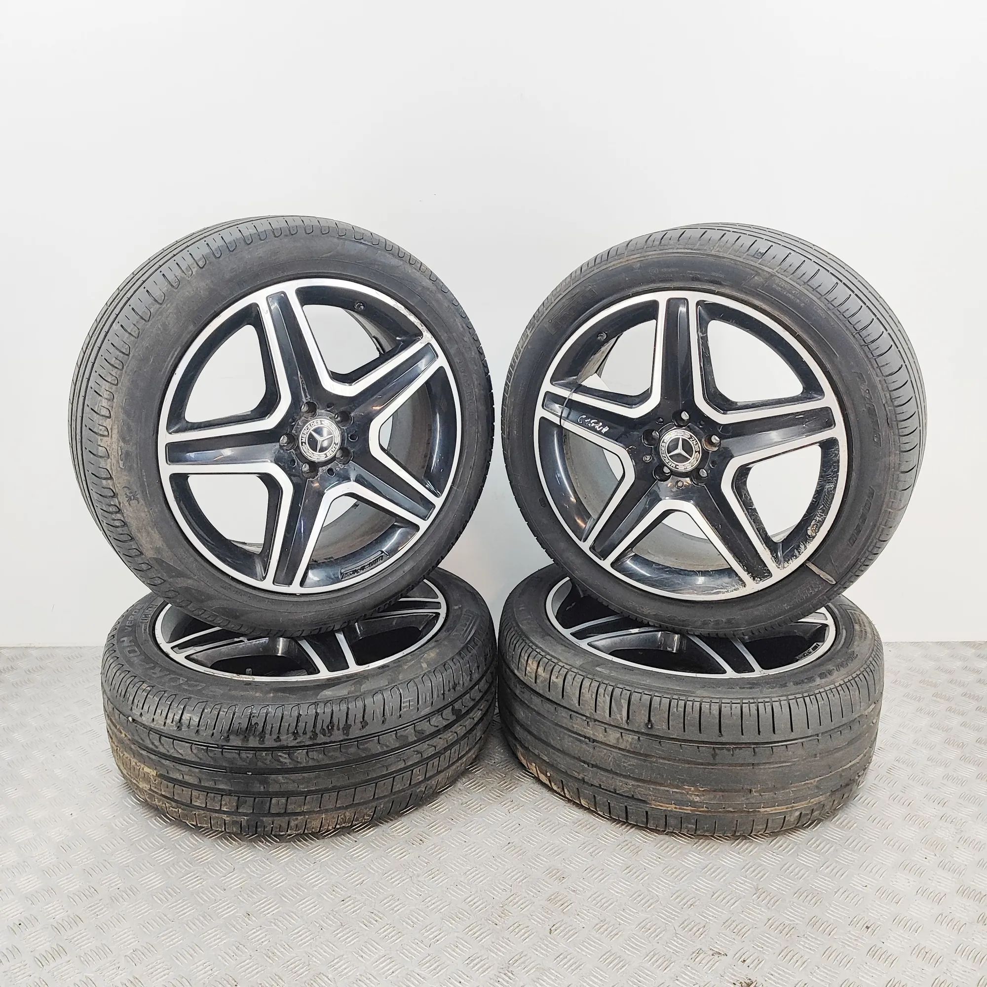 Mercedes-Benz ML / GLE (W166) Alloy Wheel Set A1664012002 Alloy Wheel Set MERCEDES-BENZ GLE (...