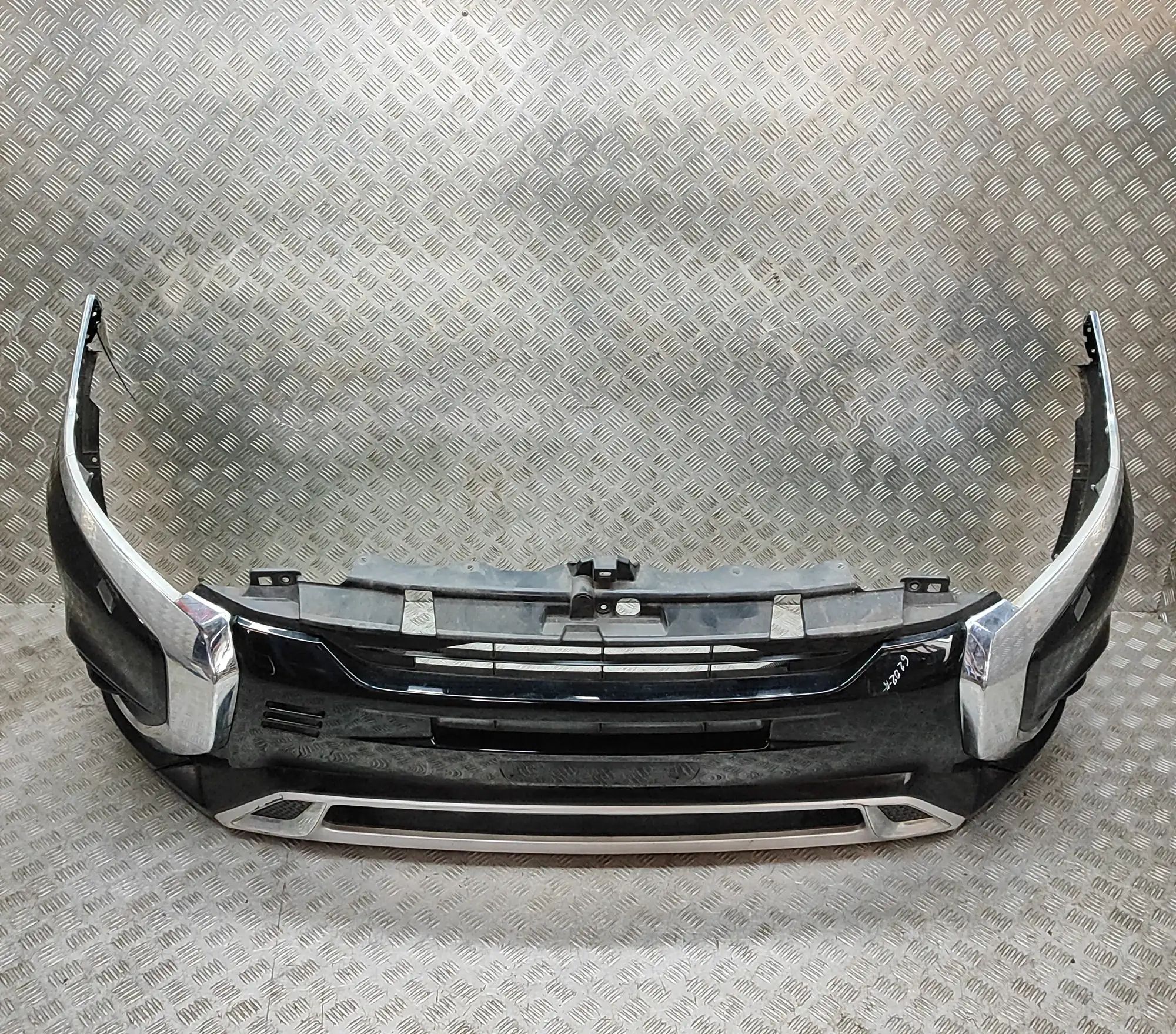 Mitsubishi Outlander front bumper 6410G227ZZ Front Bumper MITSUBISHI OUTLANDER (I...