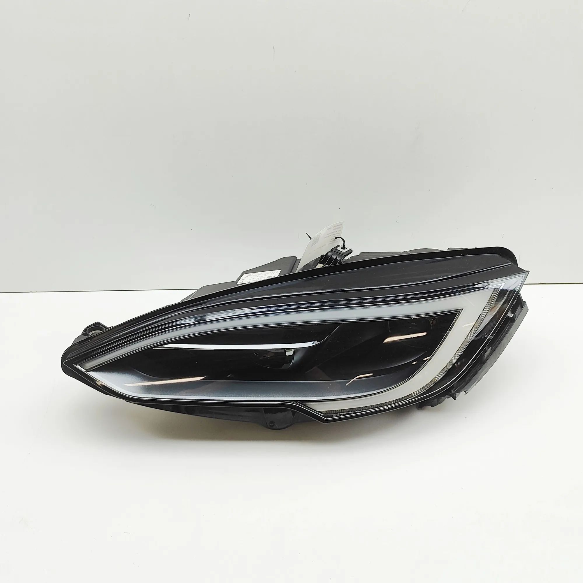 Tesla Model S Front Left Headlight 1563713-00-D Front Left Headlight TESLA MODEL S...