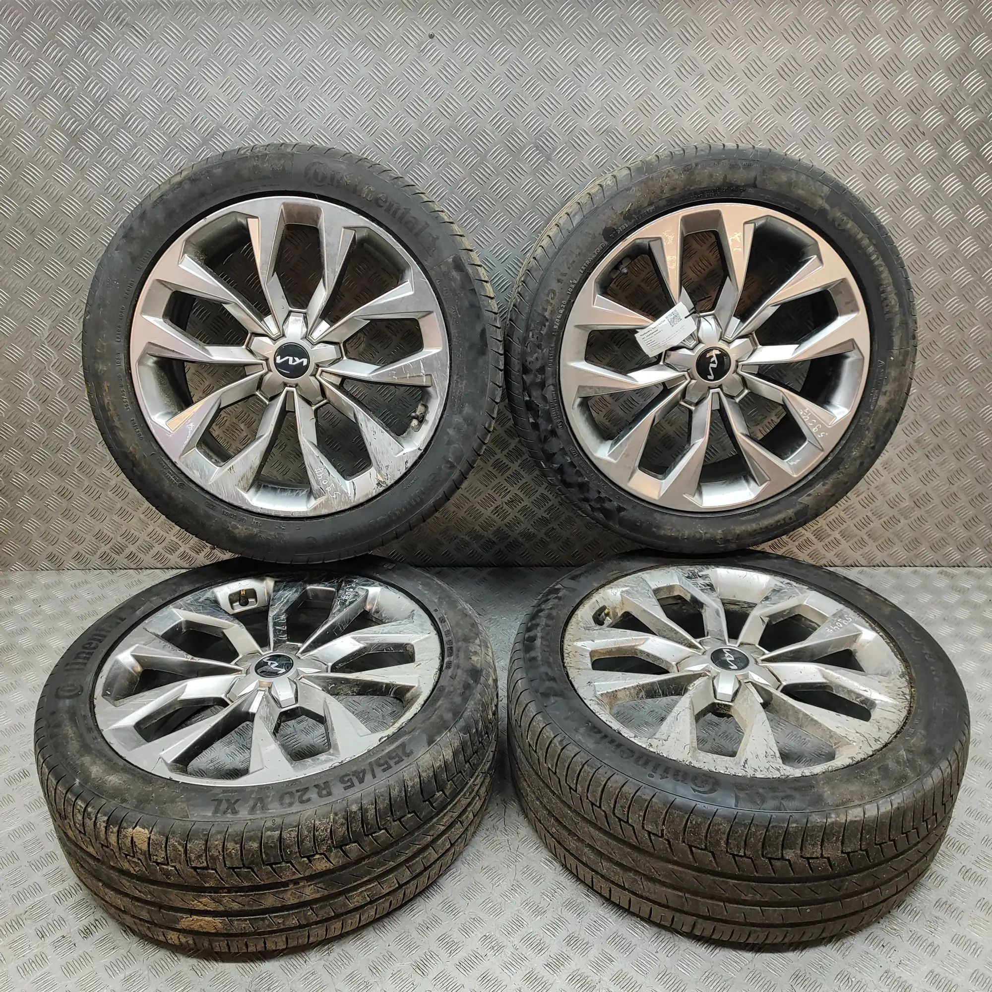 Kia Sorento Alloy Wheel Set 52910-R5450, 52910-R5470 Alloy Wheel Set KIA SO...