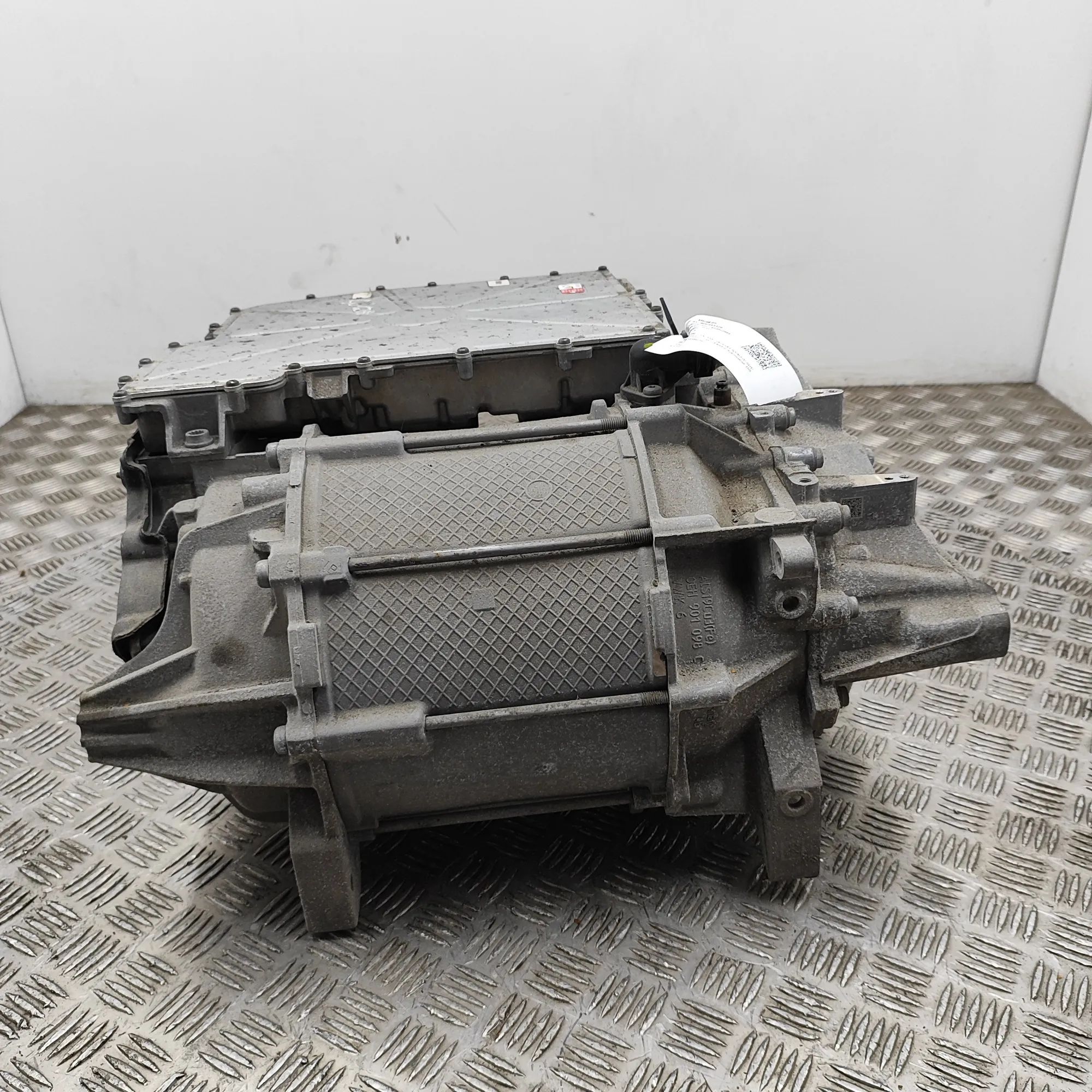 Skoda Enyaq Electric motor EV 1EA907121C, 0EH901098C Electric motor EV SKODA ...
