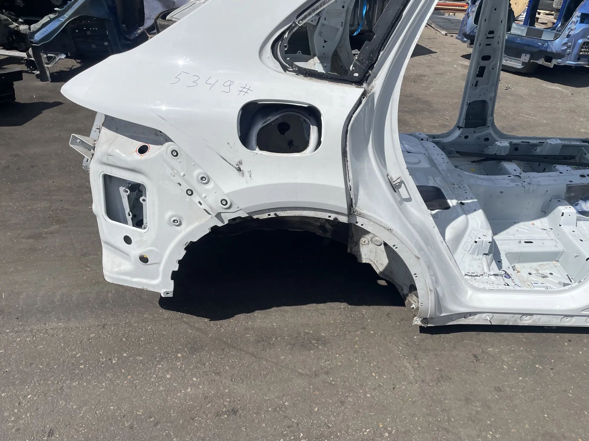 Porsche Cayenne Rear Right Quarter Panel Rear Right Quarter Panel PORSCHE CAYENNE (9Y0/9...