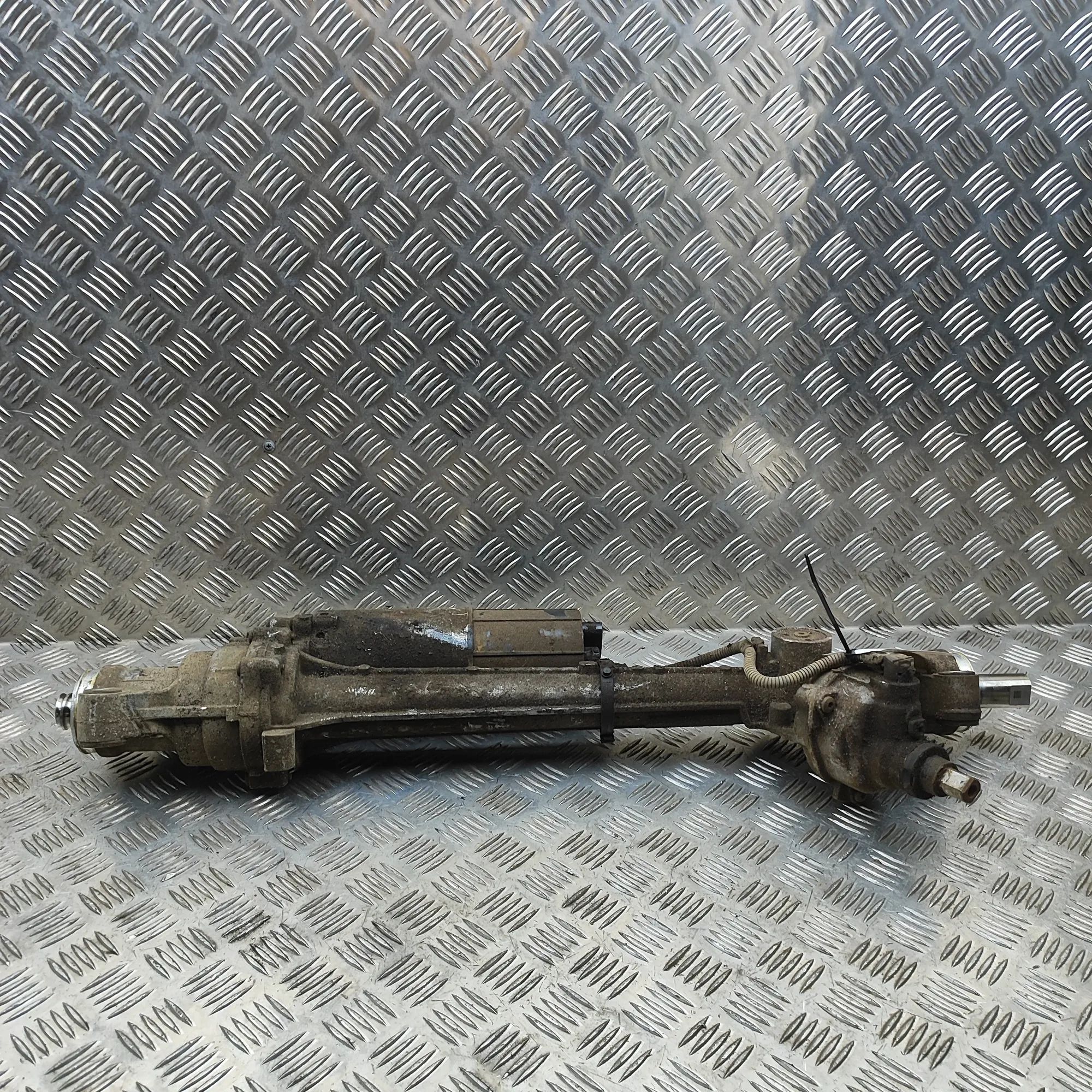 Iveco Daily steering rack 5802392859 Steering Rack IVECO DAILY (VI Flatbe...