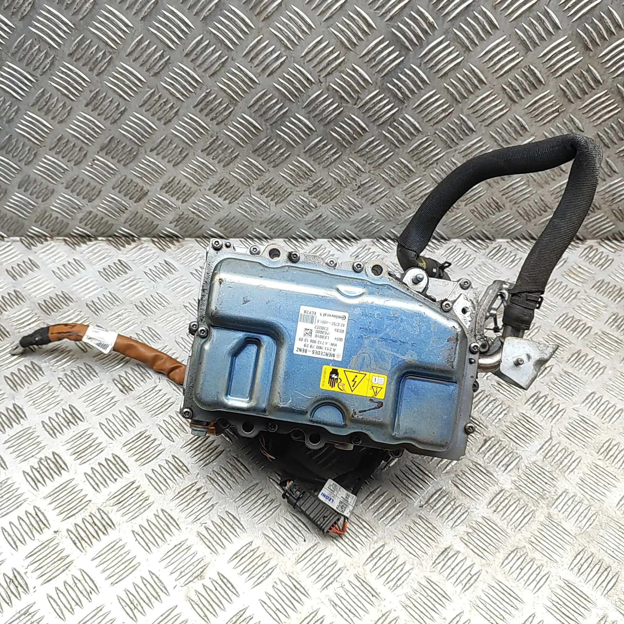 Mercedes-Benz A (W177) Inverter A2139061309, A2C75245918, A2139007929 Inverter ...