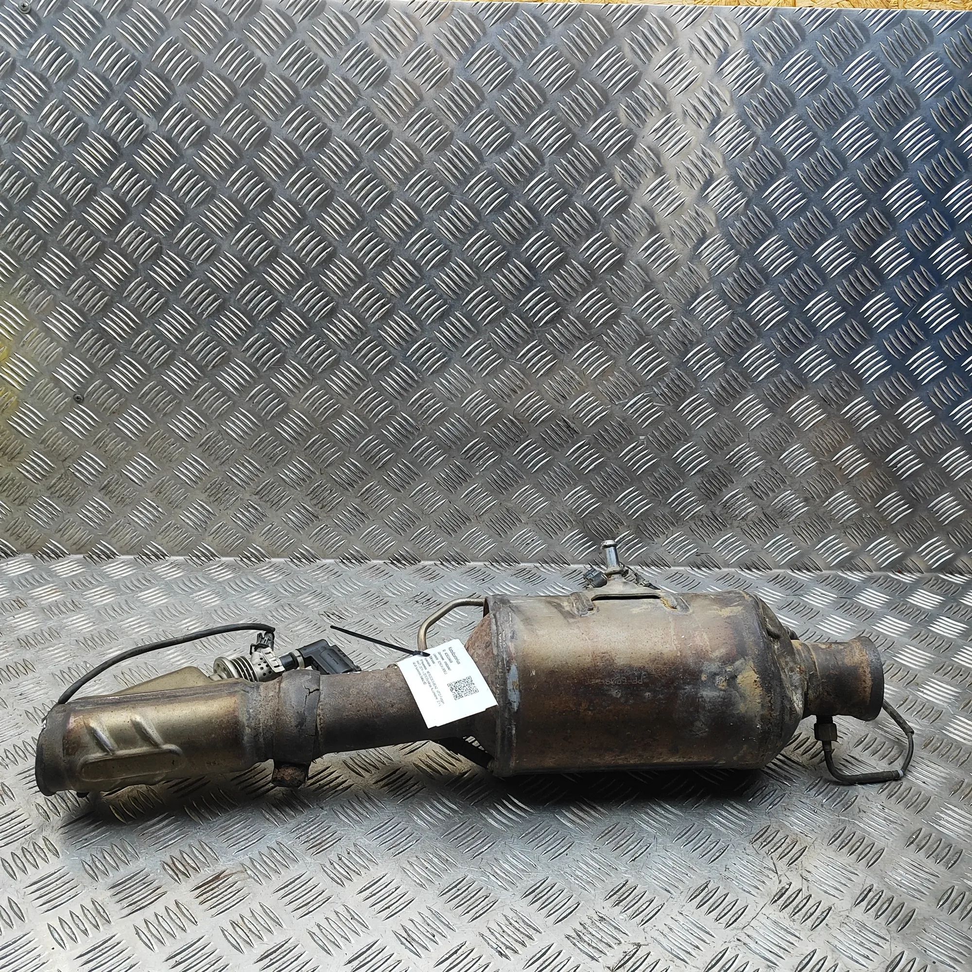 Mercedes-Benz V / Vito / EQV (W447) Catalyst Converter A4474900192 Catalyst Converter MERCEDES-BENZ VI...