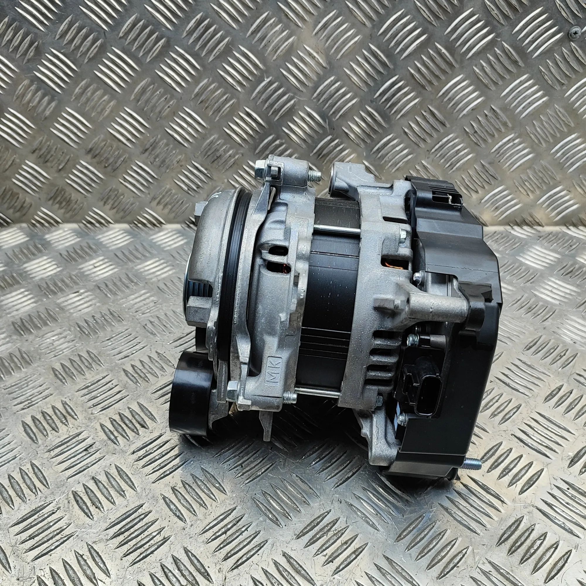 Mazda 3 (BP) Alternator Generator C4TB5591A, PW1J-18-F00C, PW1J Alternator Genera...