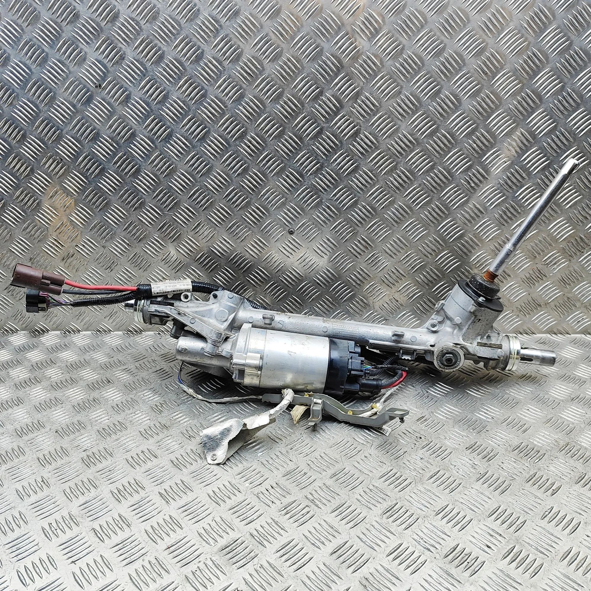 Land Rover Range Rover Evoque рулевая рейка / червяк M8D2-3200-BF Steering Rack LAND ROVER RANGE ROV...