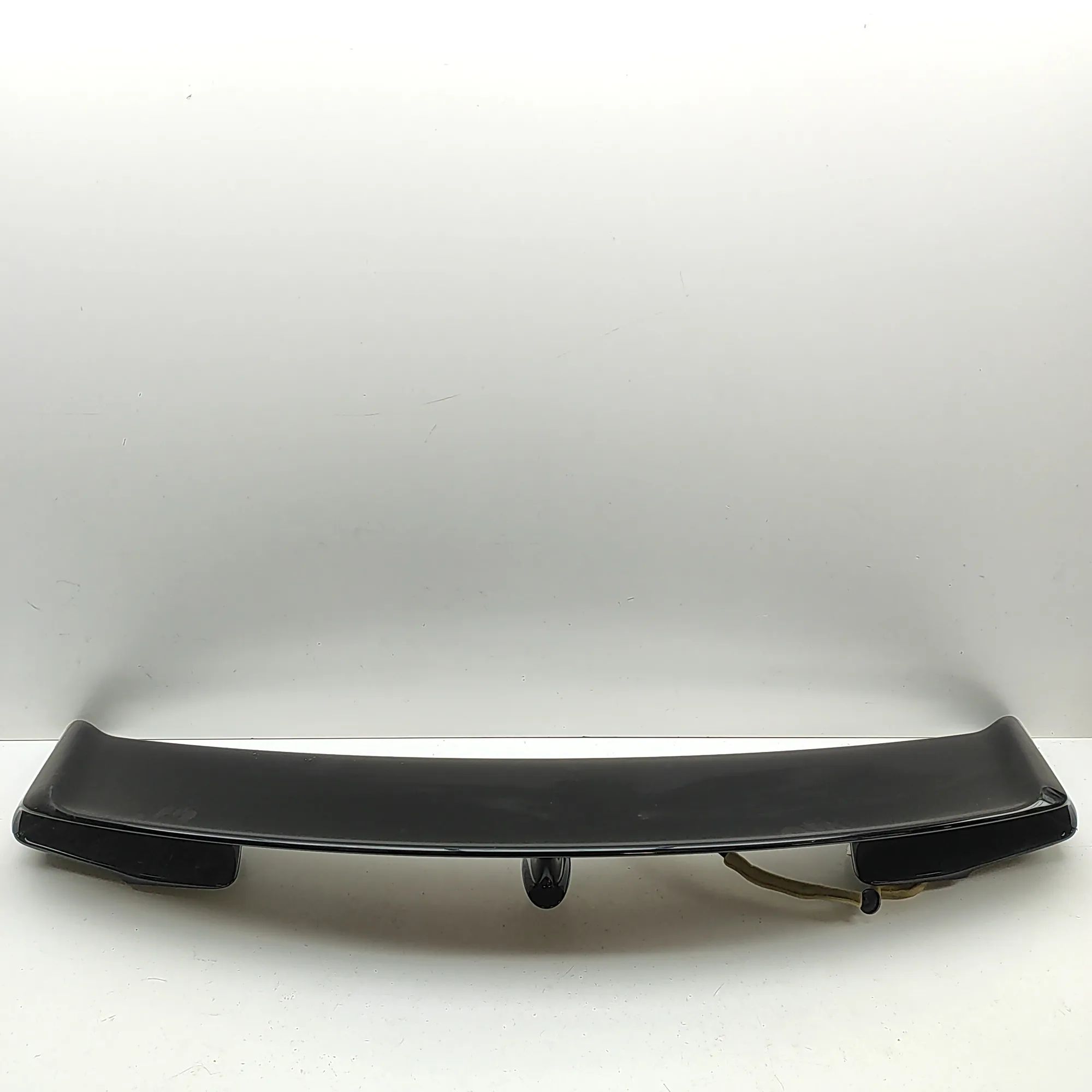 Nissan GT-R Tailgate Bootlid Spoiler 96030-KB50B Tailgate Bootlid Spoiler NISSAN GT-...