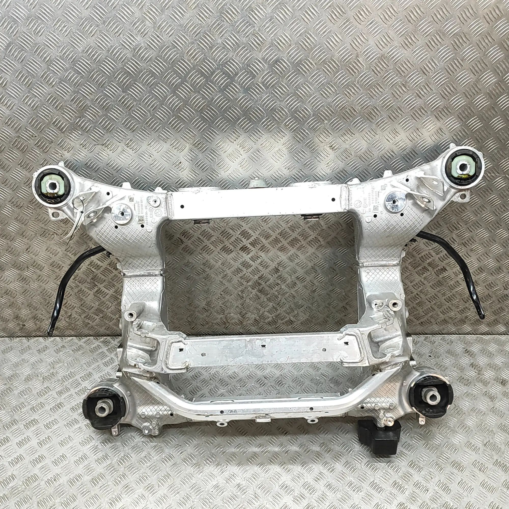 BMW 5 (G30 / G31) Rear subframe 6898767, 8836859 Rear Subframe BMW 5 SERIES (G6...