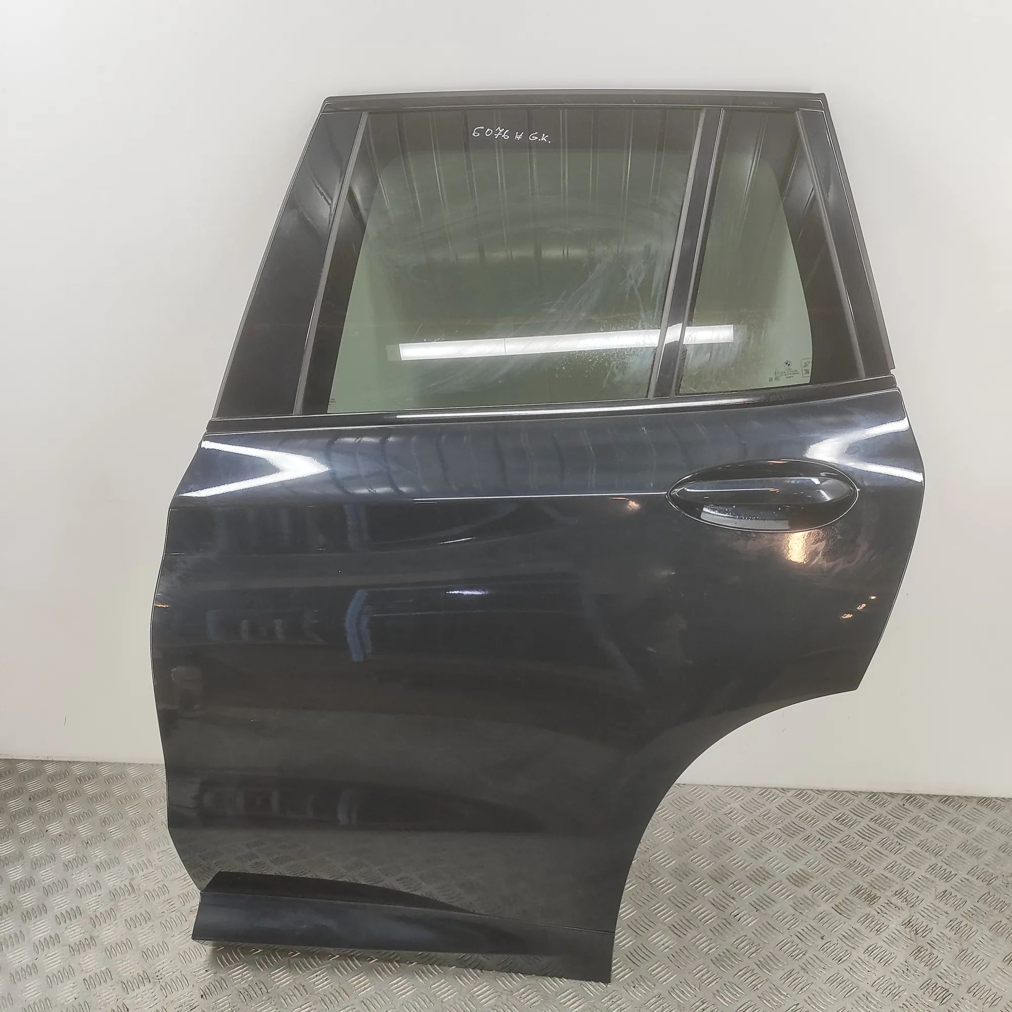 BMW X3 / iX3 (G01) Rear Left Door 7465533 Rear Left Door BMW IX3 (G08) (2020-...)...