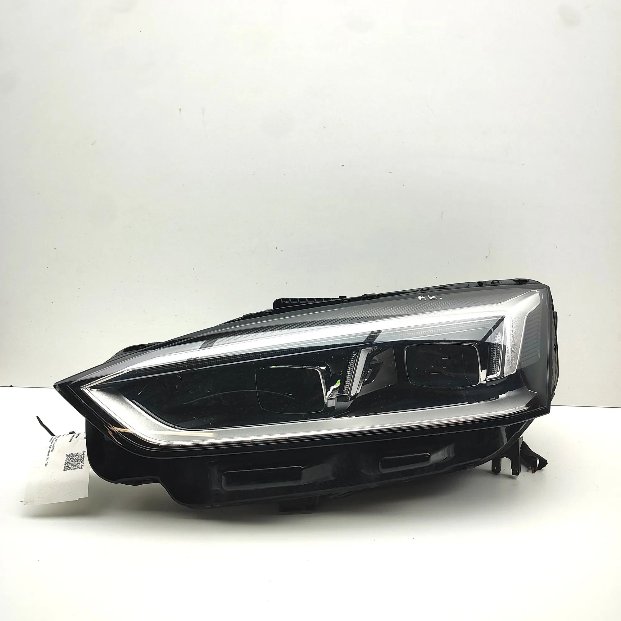 Audi A5 (B9) Front Left Headlight 7PP941572AC, 8W6941033E, 030110063103, 4M090739...