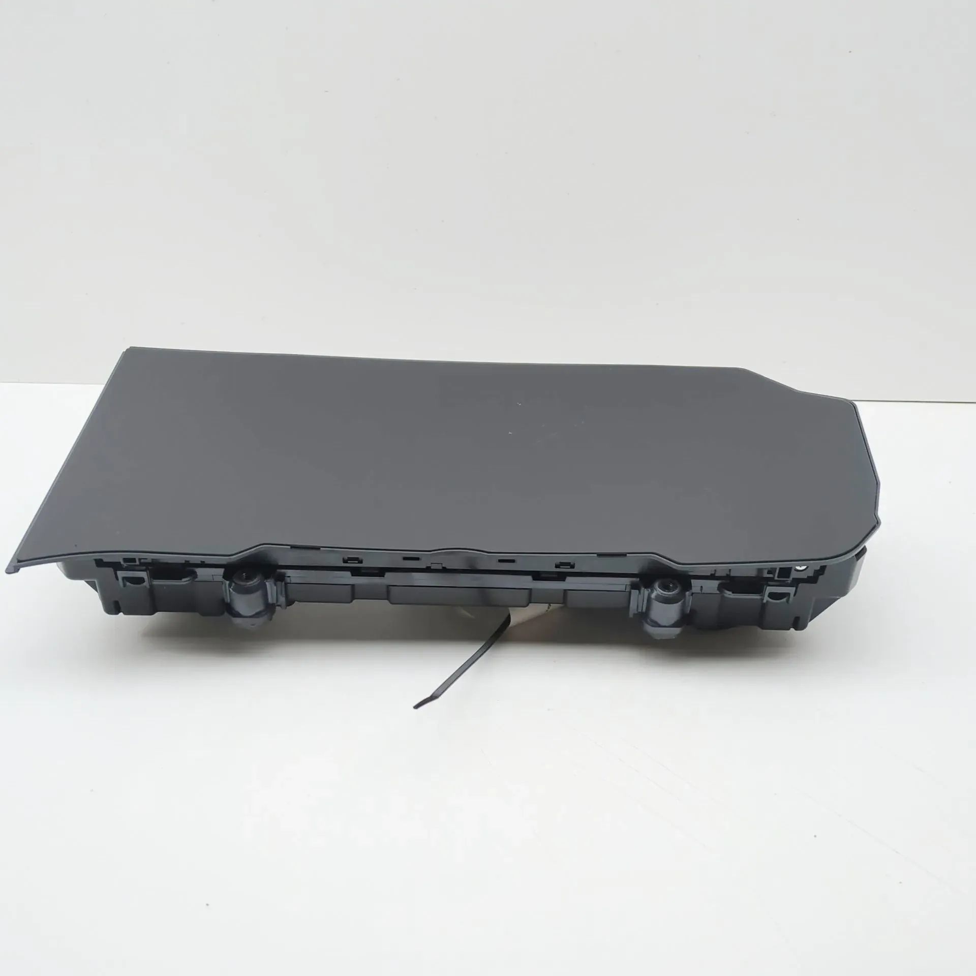 Volkswagen Touareg Instrument Cluster Speedometer 762920790F Instrument Cluster Speedometer VW TO...