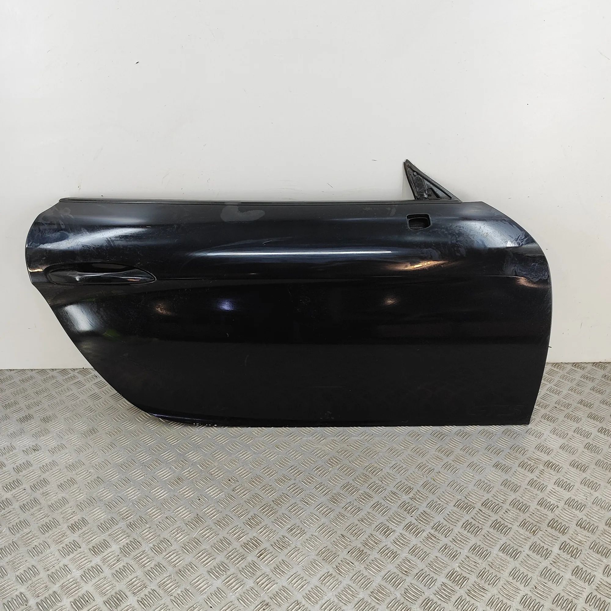 Porsche Boxster (981) Front Right Door 981531132 Front Right Door PORSCHE 718 (BOXSTER...