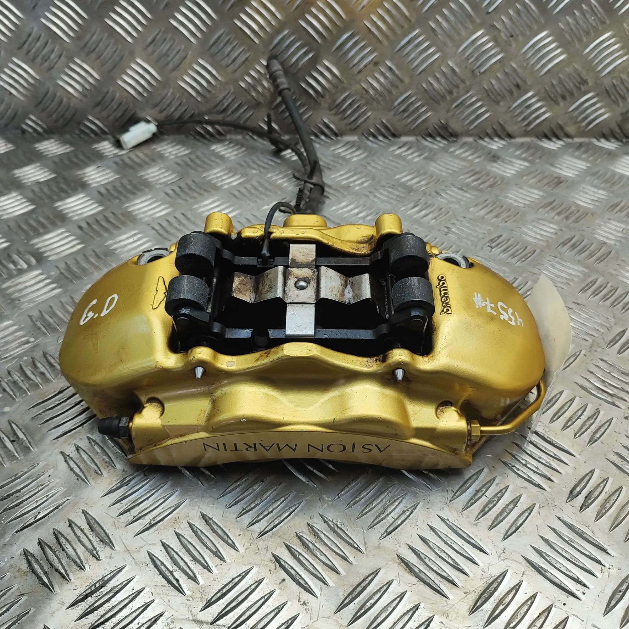 Rear Right Brake Caliper Brand/Model: ASTON MARTIN DB11
Year: 2022
Engin...