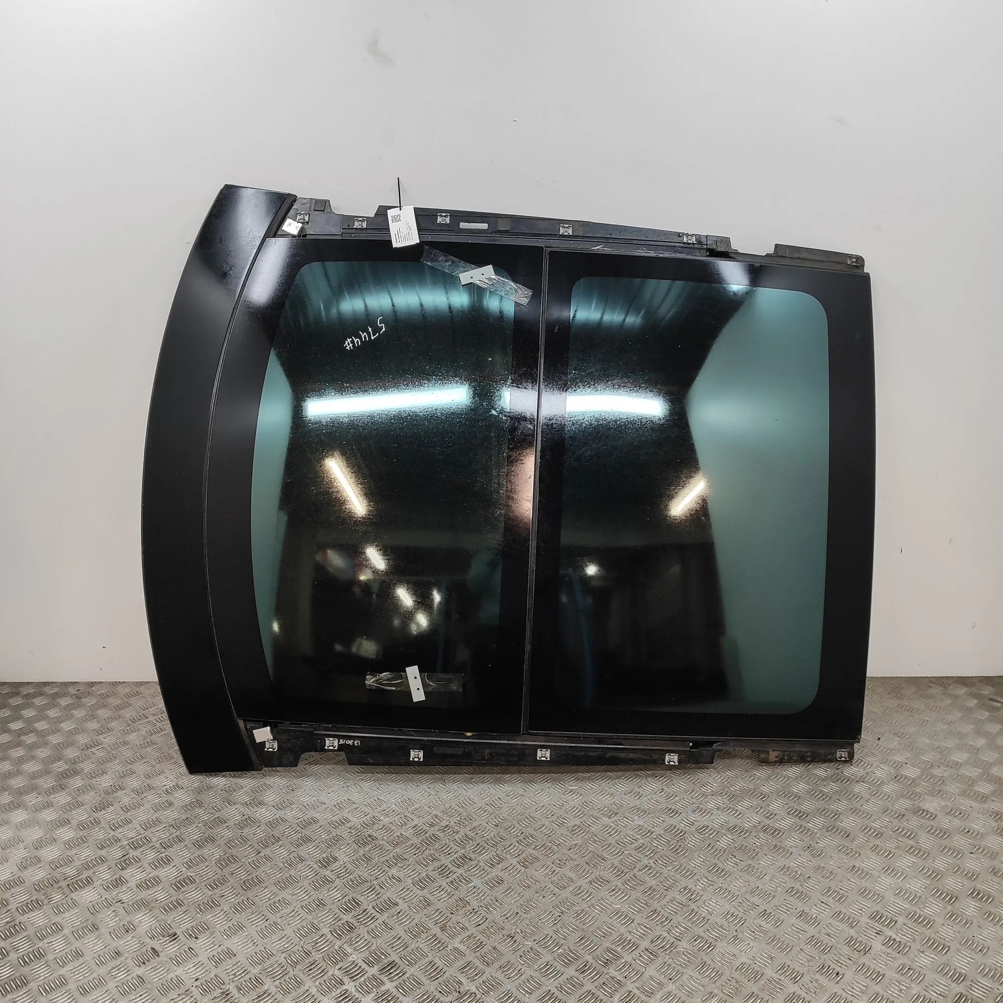 Tesla Model S Katuseluuk, klaasist 1053620-S0-C, 1053621-00-A, 1033084-00-E Sunroo...