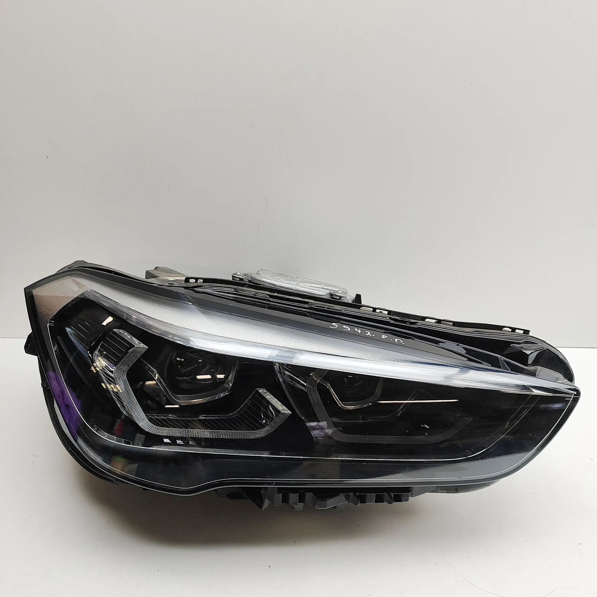 BMW X1 (F48) Front Right Headlight 5A01174 Front Right Headlight BMW X1 (F48) (201...